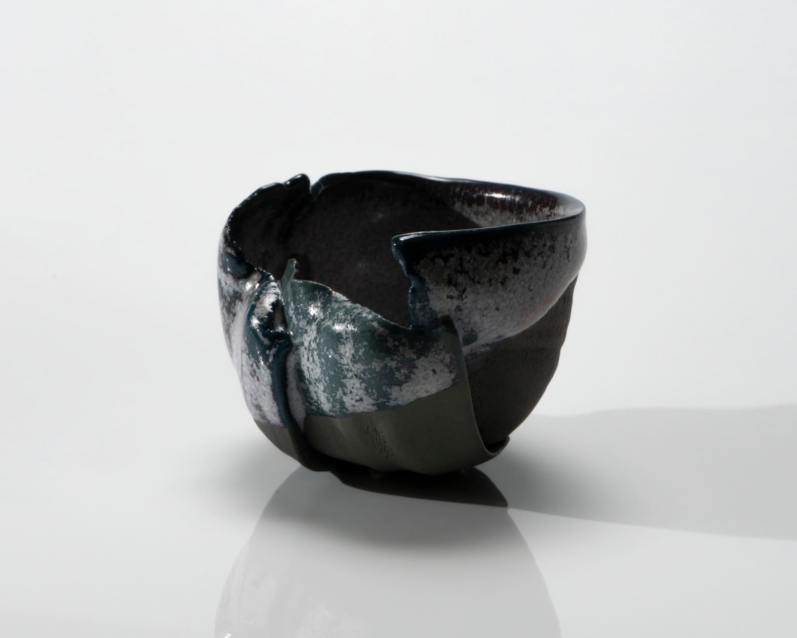 Kato Mami 加藤真美, Frost glazed sake cup 3, 2025