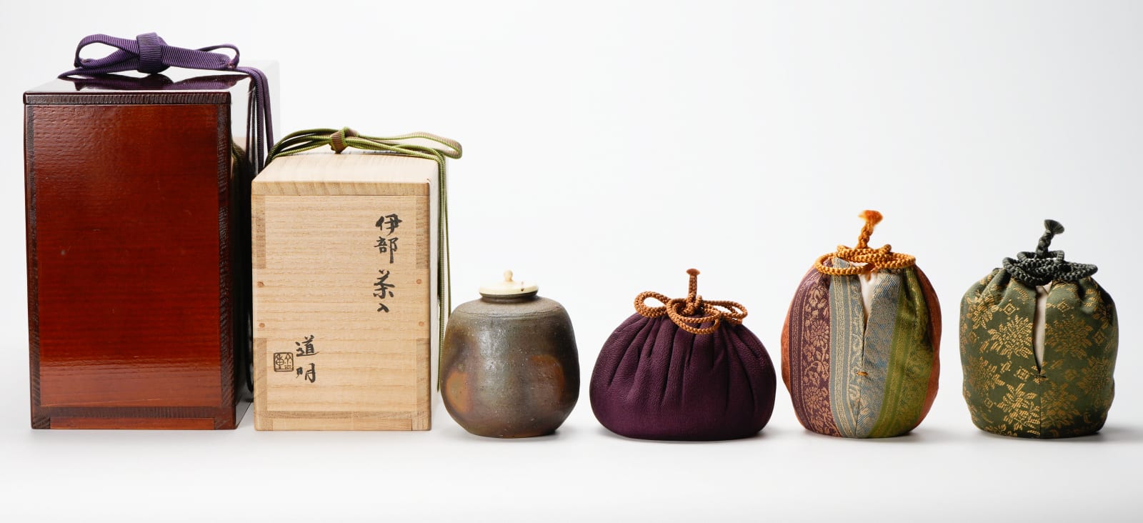 Kaneshige Michiaki 金重道明, Ibe tea caddy