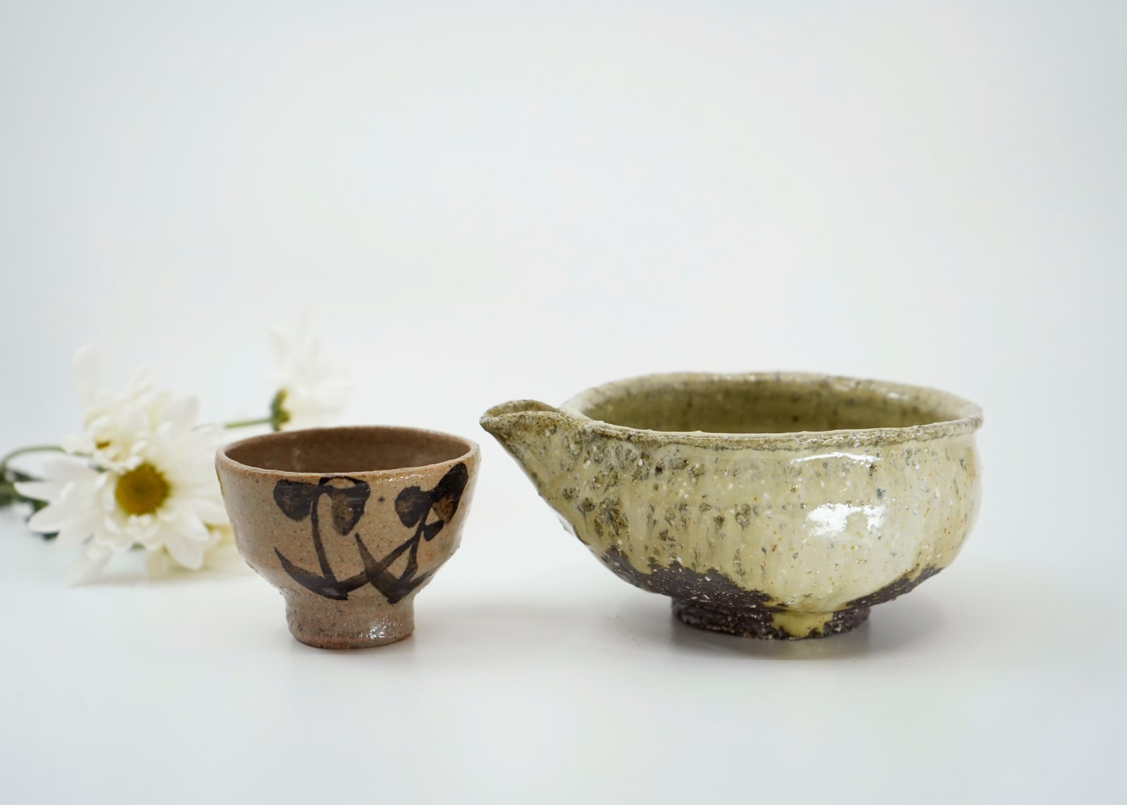 Tanaka Kota 田中 孝太, Karatsu Pouring Vessel 唐津器