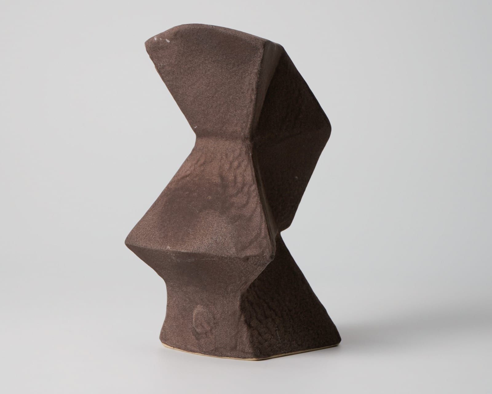 Koinuma Michio 肥沼美智雄, Geometric sculptural jar