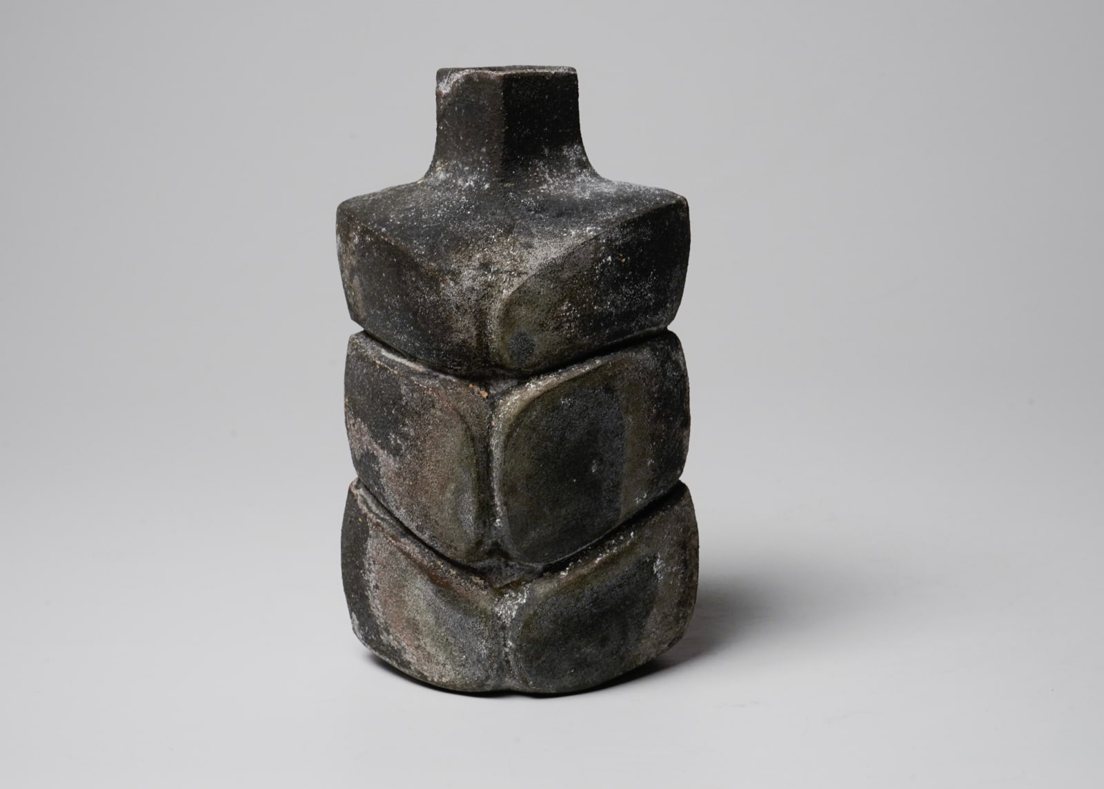 Koinuma Michio 肥沼美智雄, Sake Bottle 徳利