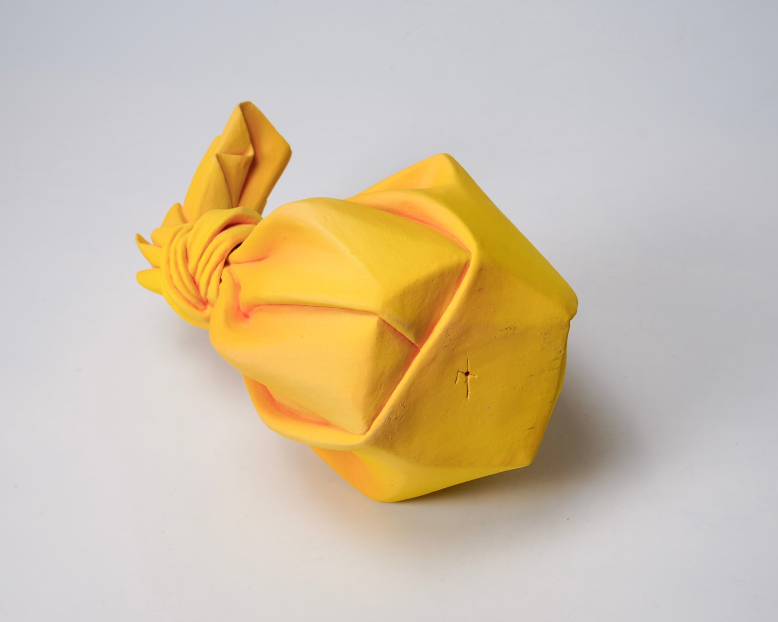 TANAKA Yu 田中悠, Yellow, Tsutsumimono つつみもの