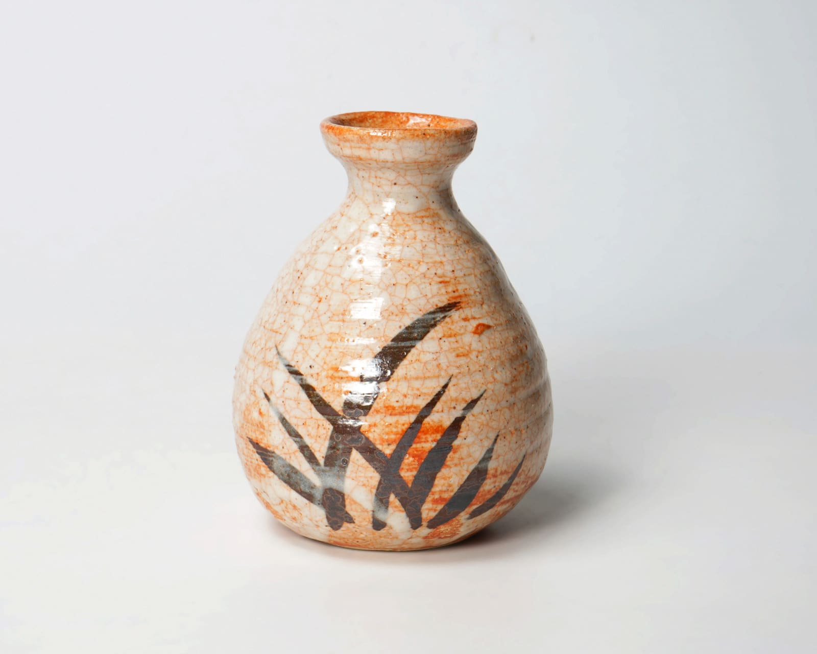Arakawa Toyozo 荒川豊蔵, No.1 Shino Sake Bottle 志野徳利