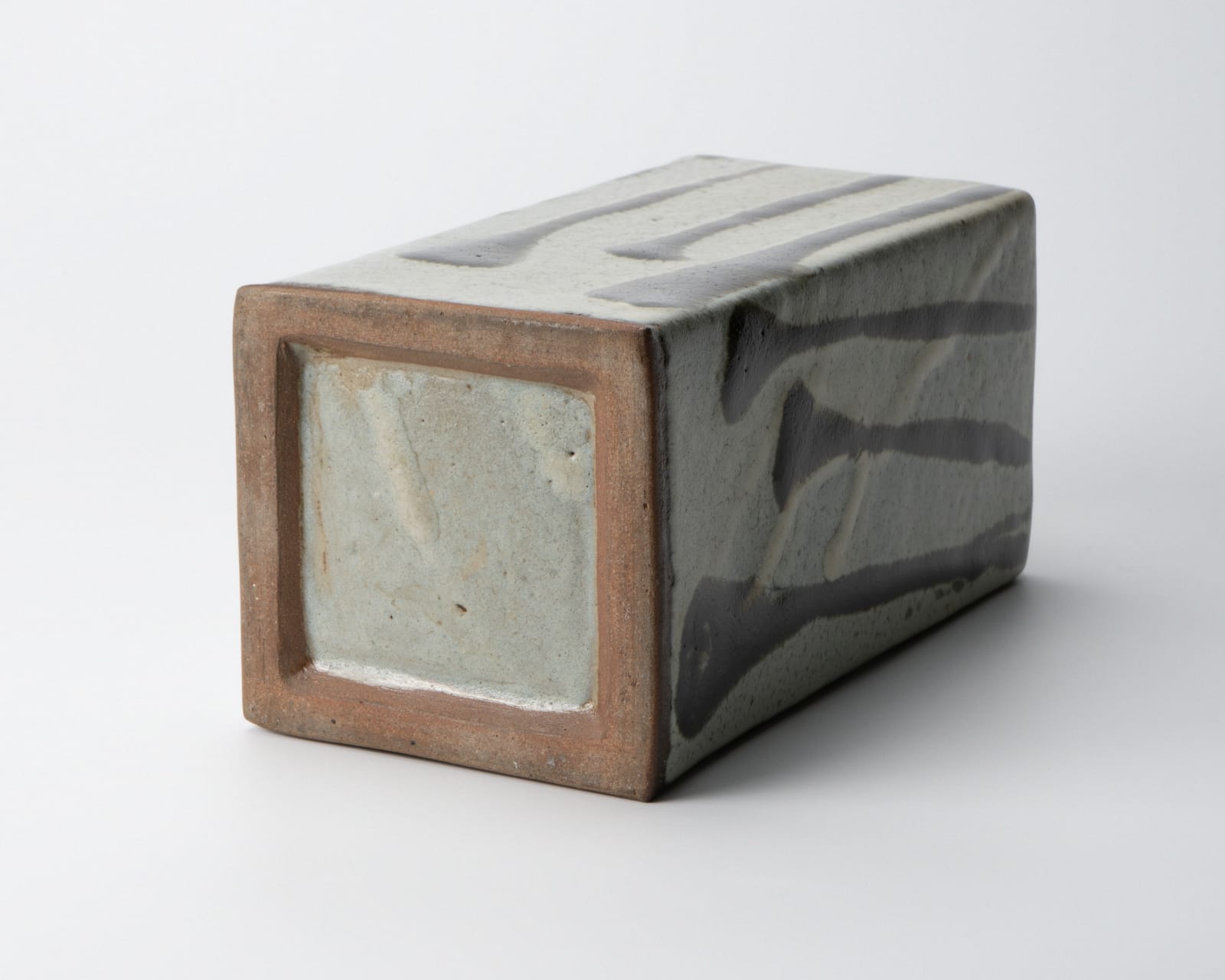 Hamada Shoji 濱田庄司, White-glazed square bottle with black drip