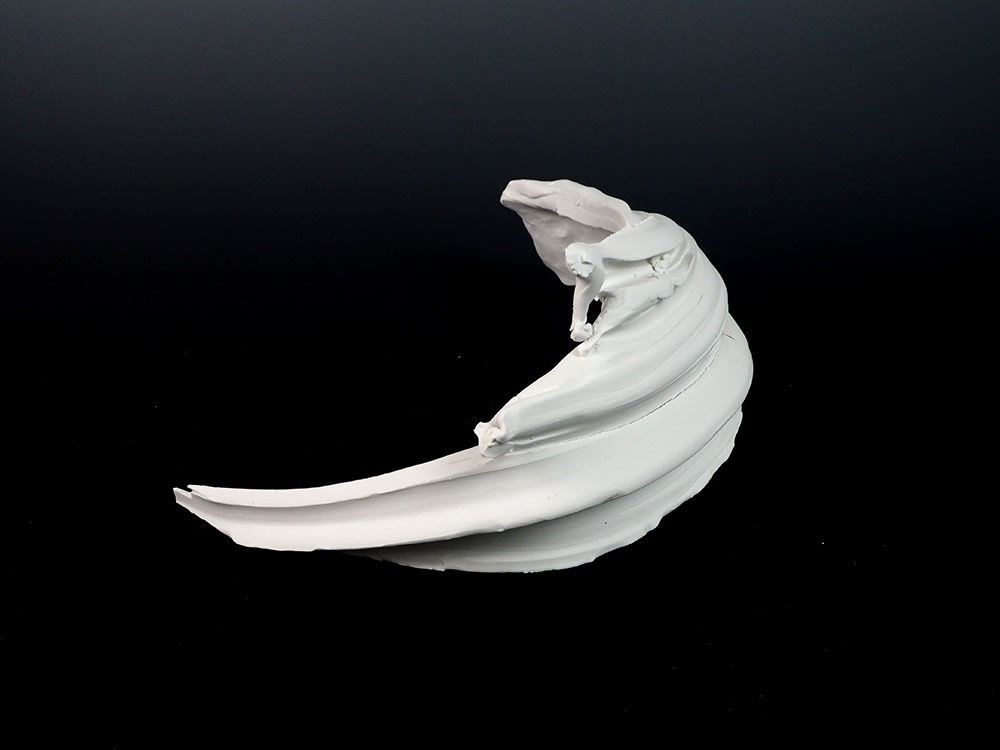 Kato Tsubusa 加藤委, Porcelain sculpture "Showashinzan-Moon" No.8