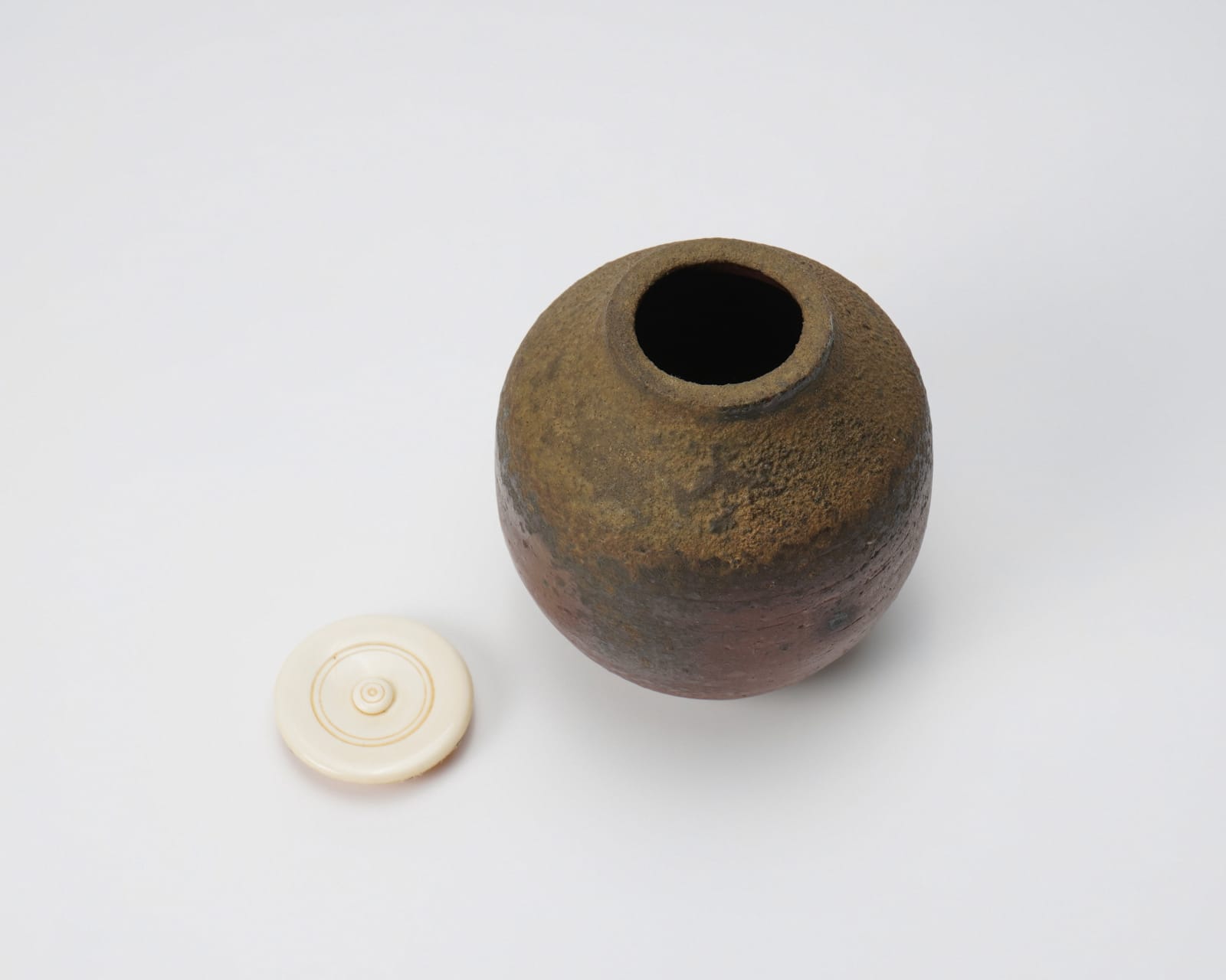 Fujiwara Yu 藤原雄, Bizen tea caddy 備前茶入