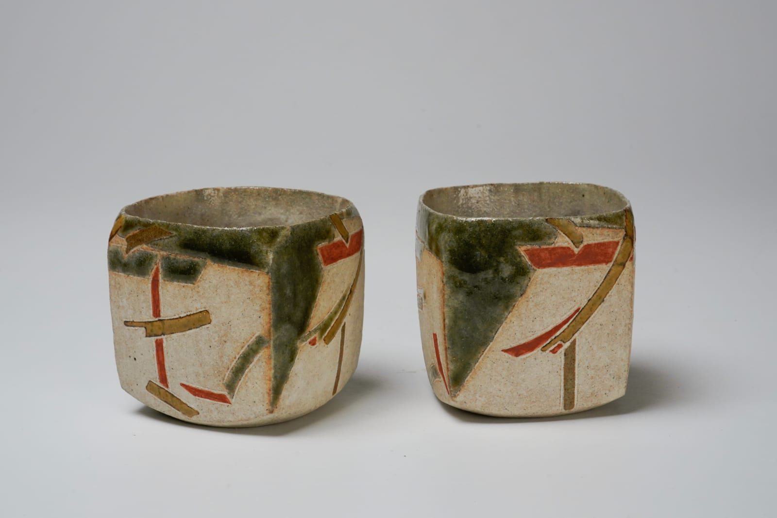 Wada Morihiro 和太守卑良, Kikka-Mon Shuki Sake Set 吉花酒器