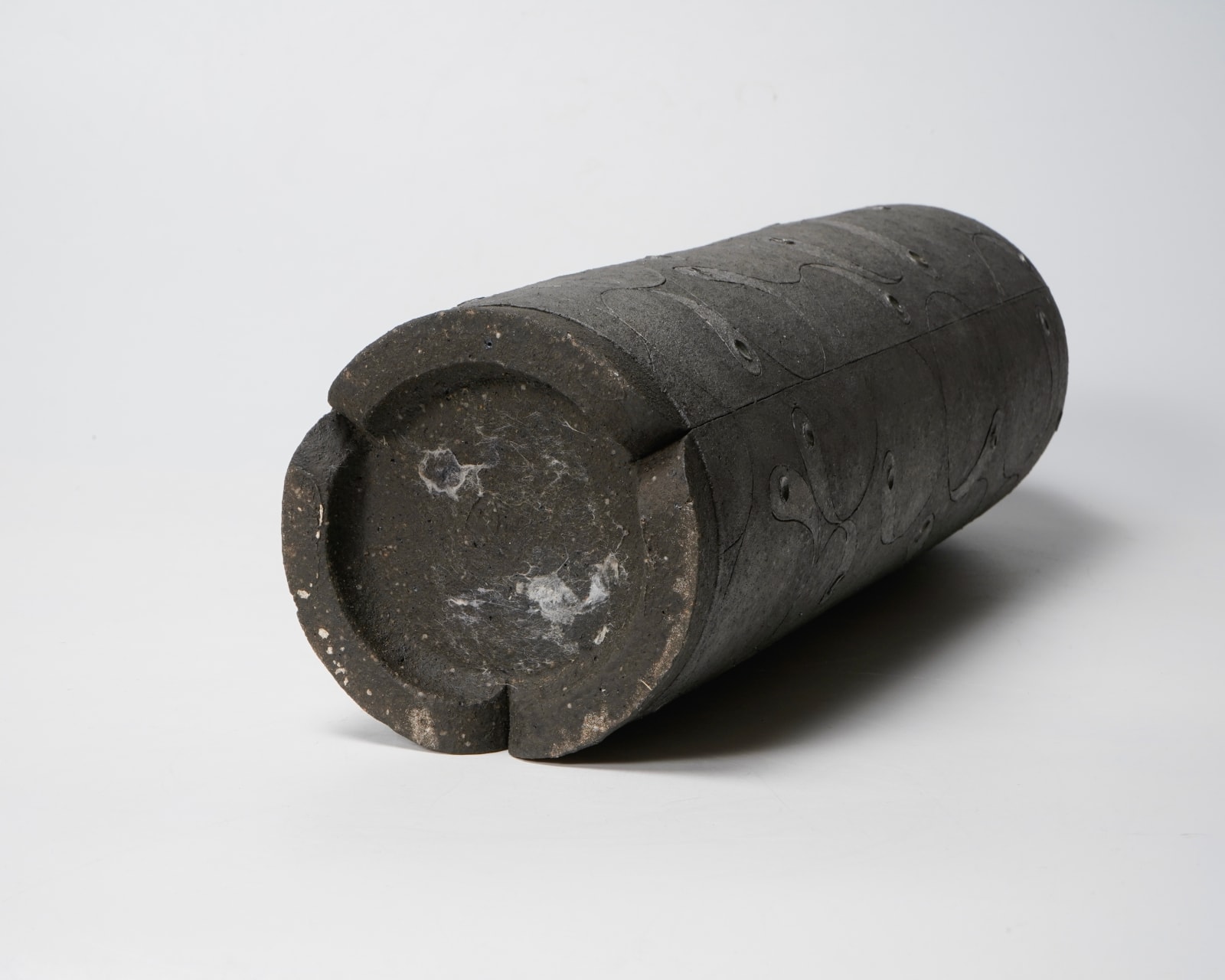 Asano Masaru 浅野勝, Jar with silver glaze