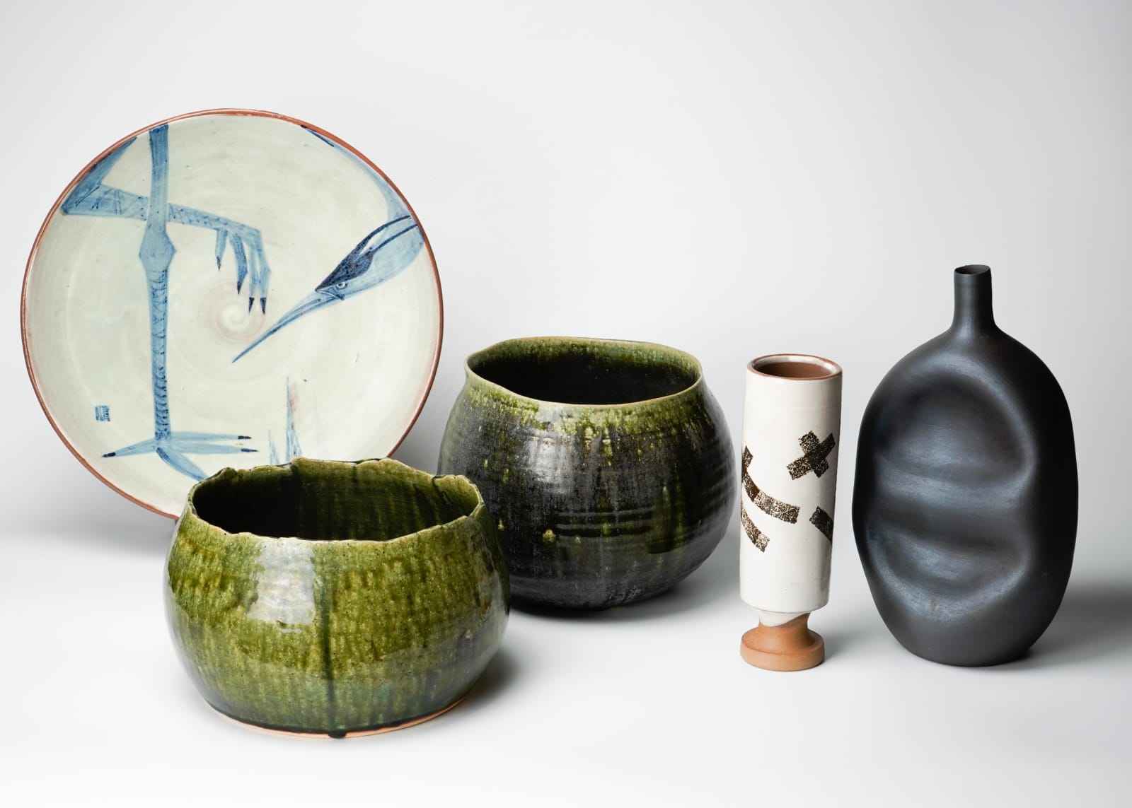 Yagi Kazuo 八木一夫, Black flower vase 黒陶黒い壺花器