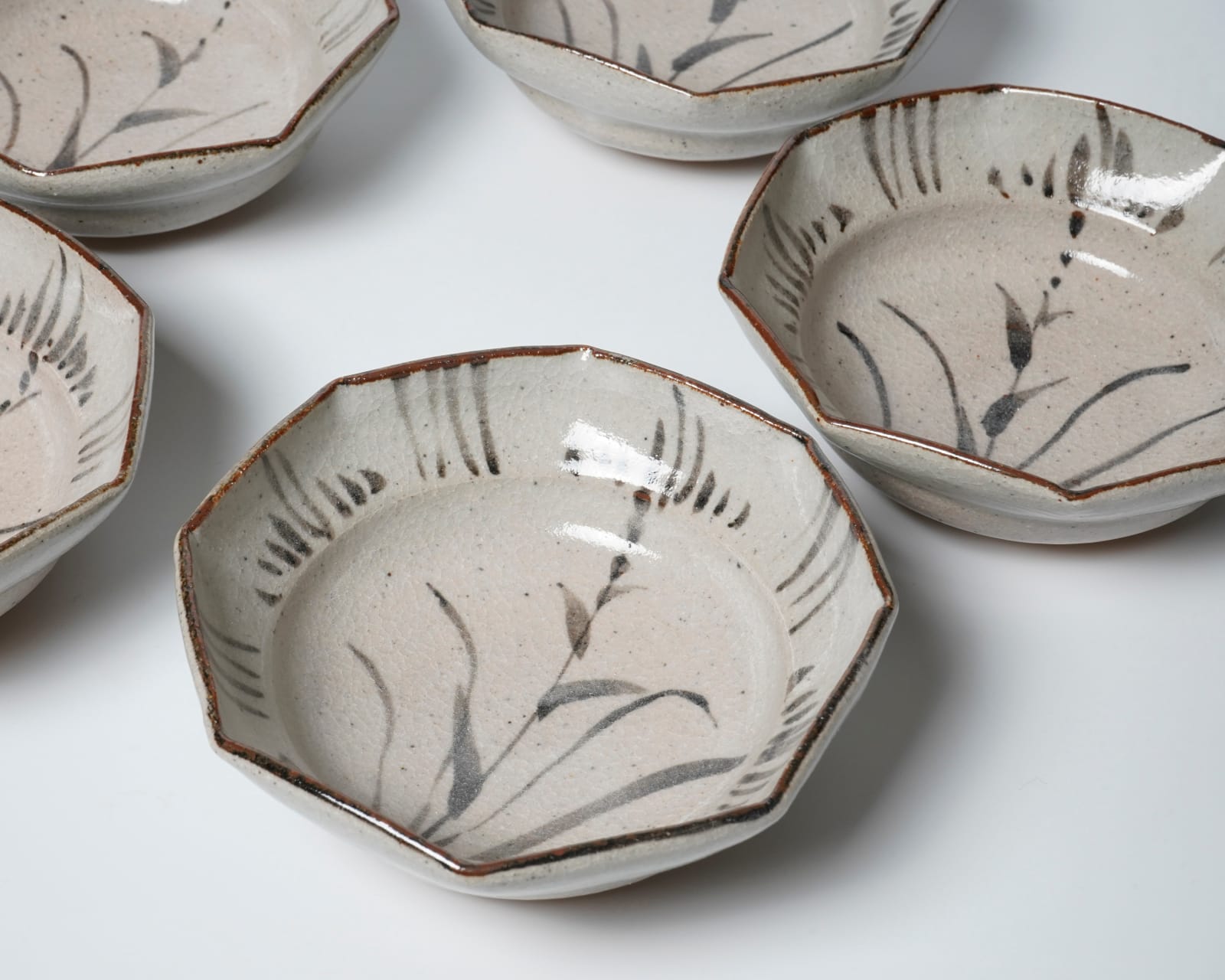 Arimitsu Takechika 有光武元, Set of 5 Octagonal Karatsu Mukozuke Dishes