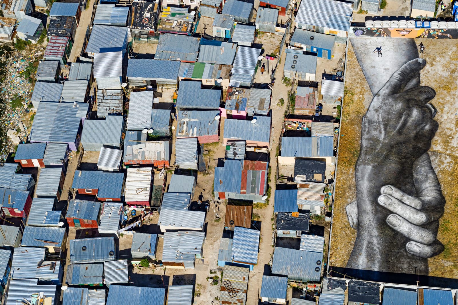 Saype, Beyond Walls, Step 9 : Cape Town, philippi (2021), 2021