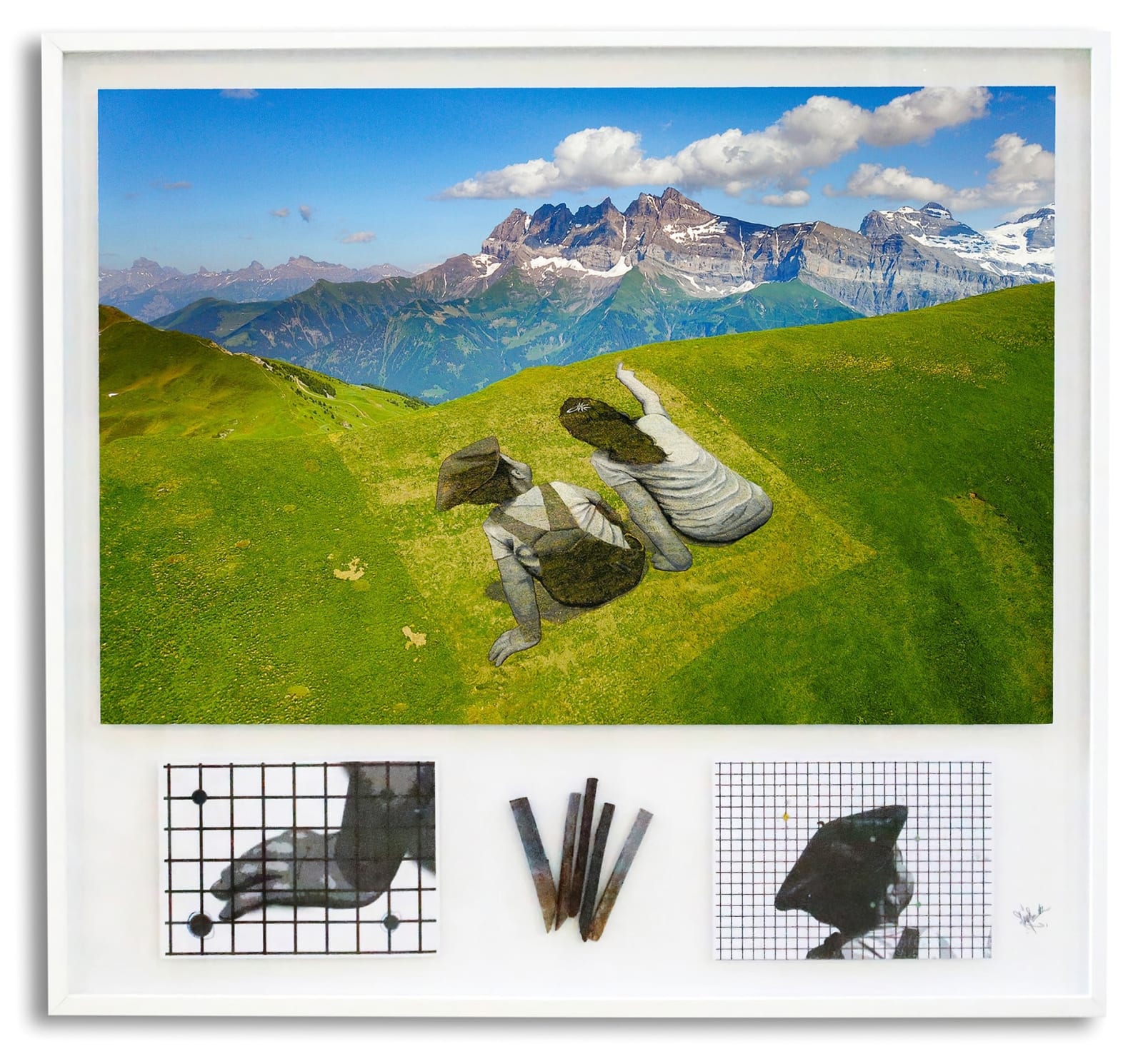 Saype, Les contrebandiers de l'amitié : Val d'Illiez (CH) 2019, 5000 m², 46°11'38.60"N. 6°49'21.01"E, 2023