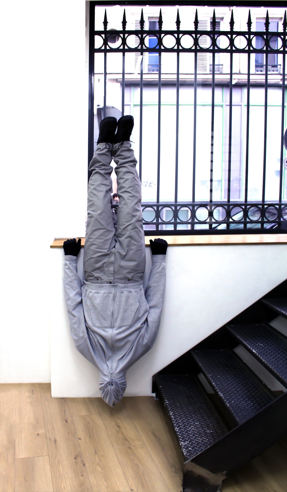 Mark Jenkins, Archway, 2022