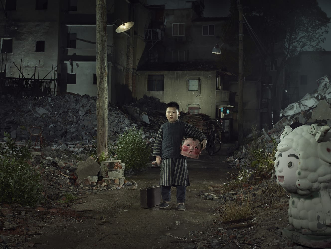 Erwin Olaf, Shanghai Hangpu the Journey, 2017 - 2018