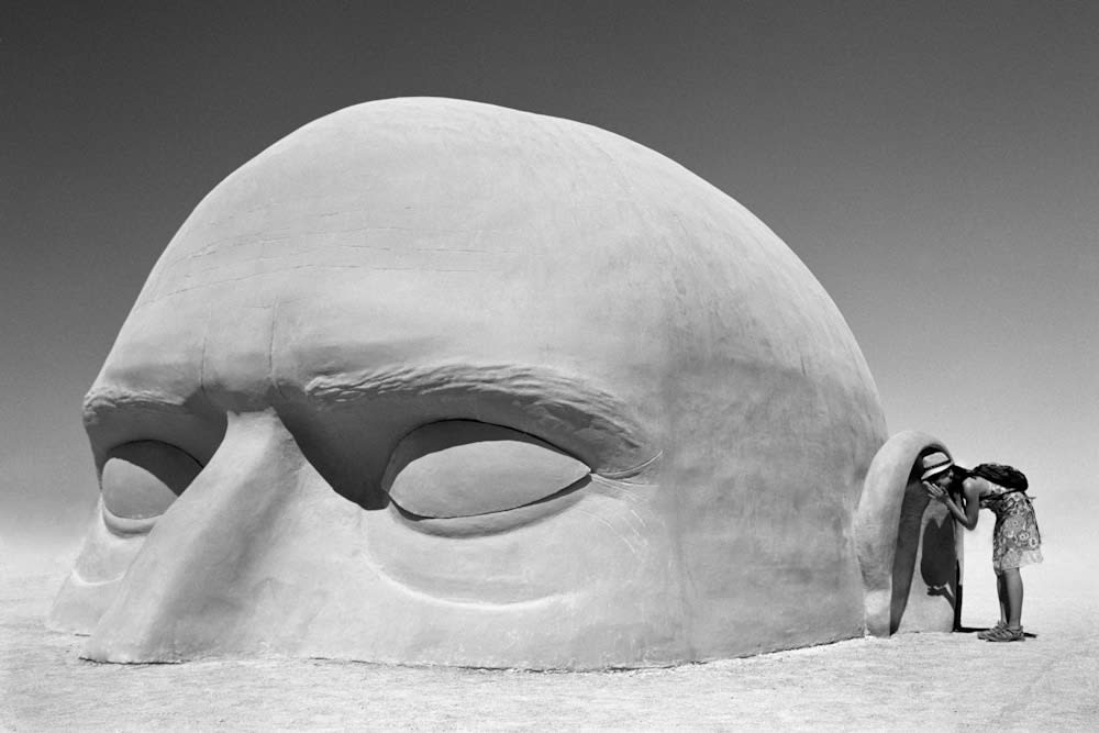 Peikwen Cheng, Whispering Sweet Nothings, 2005