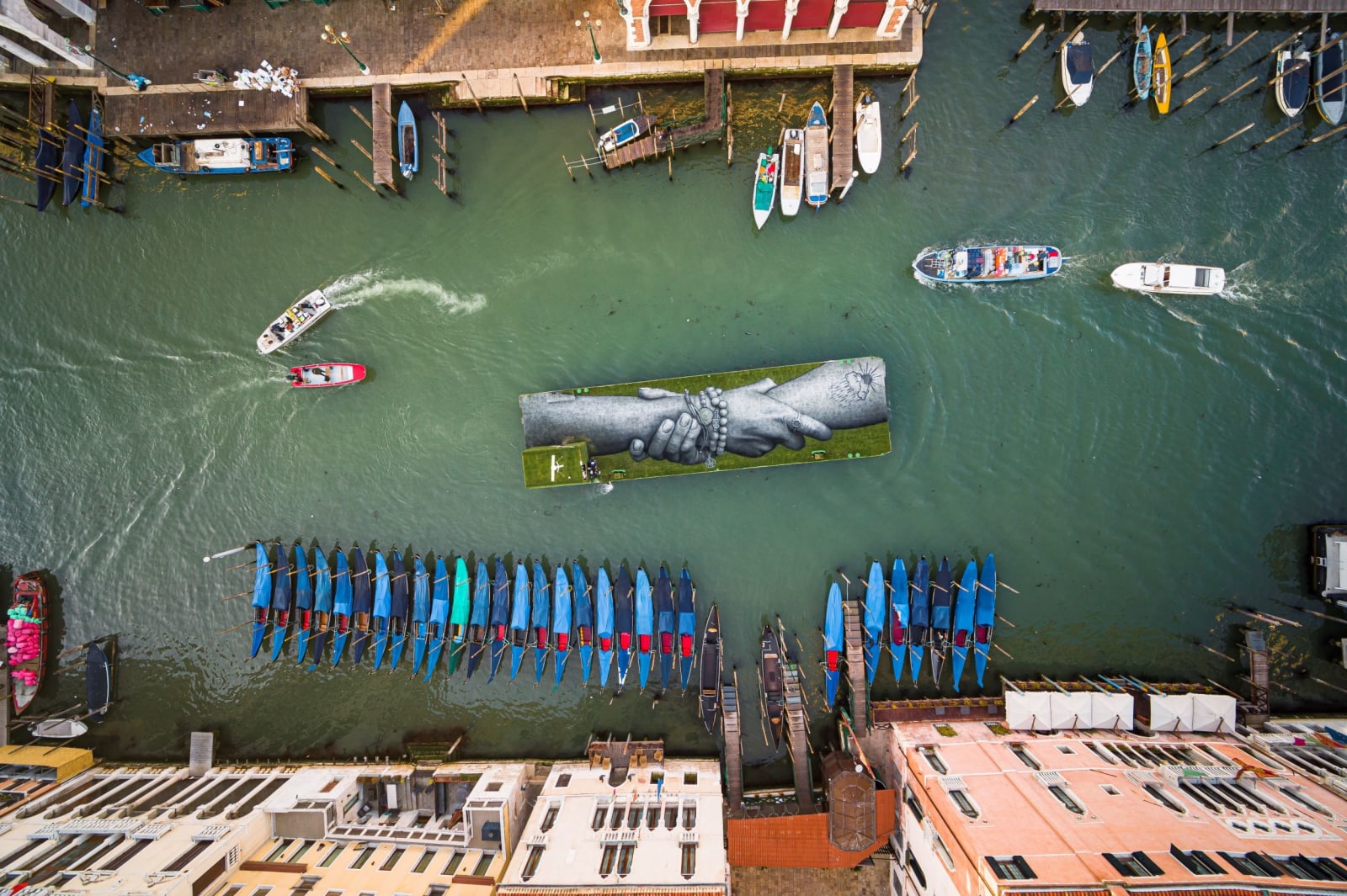 Saype, Beyond Walls, Step 13 : Venise (ITA) 2022, 240 m², 45°26'19.83"N 12°20'10.09"E, 2023