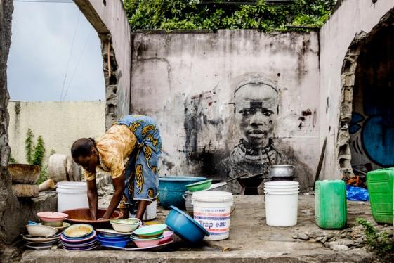 Yz, Aïcha Koumassi, série Street Vendors, 2018