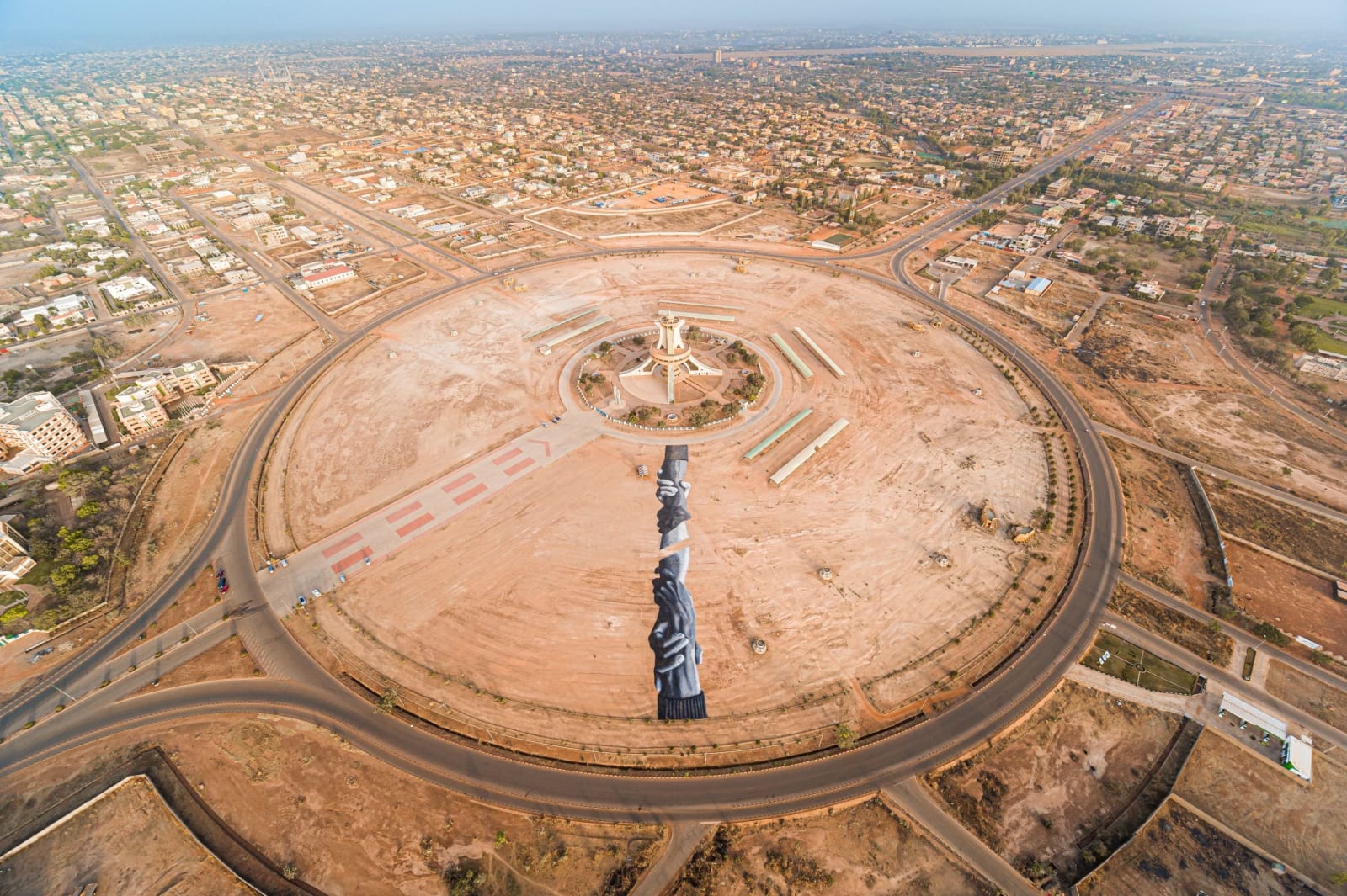Saype, Beyond Walls, Step 5 : Ouagadougou (BF) 2020, 5000 m², 12°18'39.1"N 1°30'06.5"W, 2021