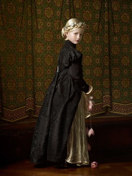 Erwin Olaf, Noble Dame Jehanne, Fille Feu Monseigneur Lamoral d'Egmont, 2012
