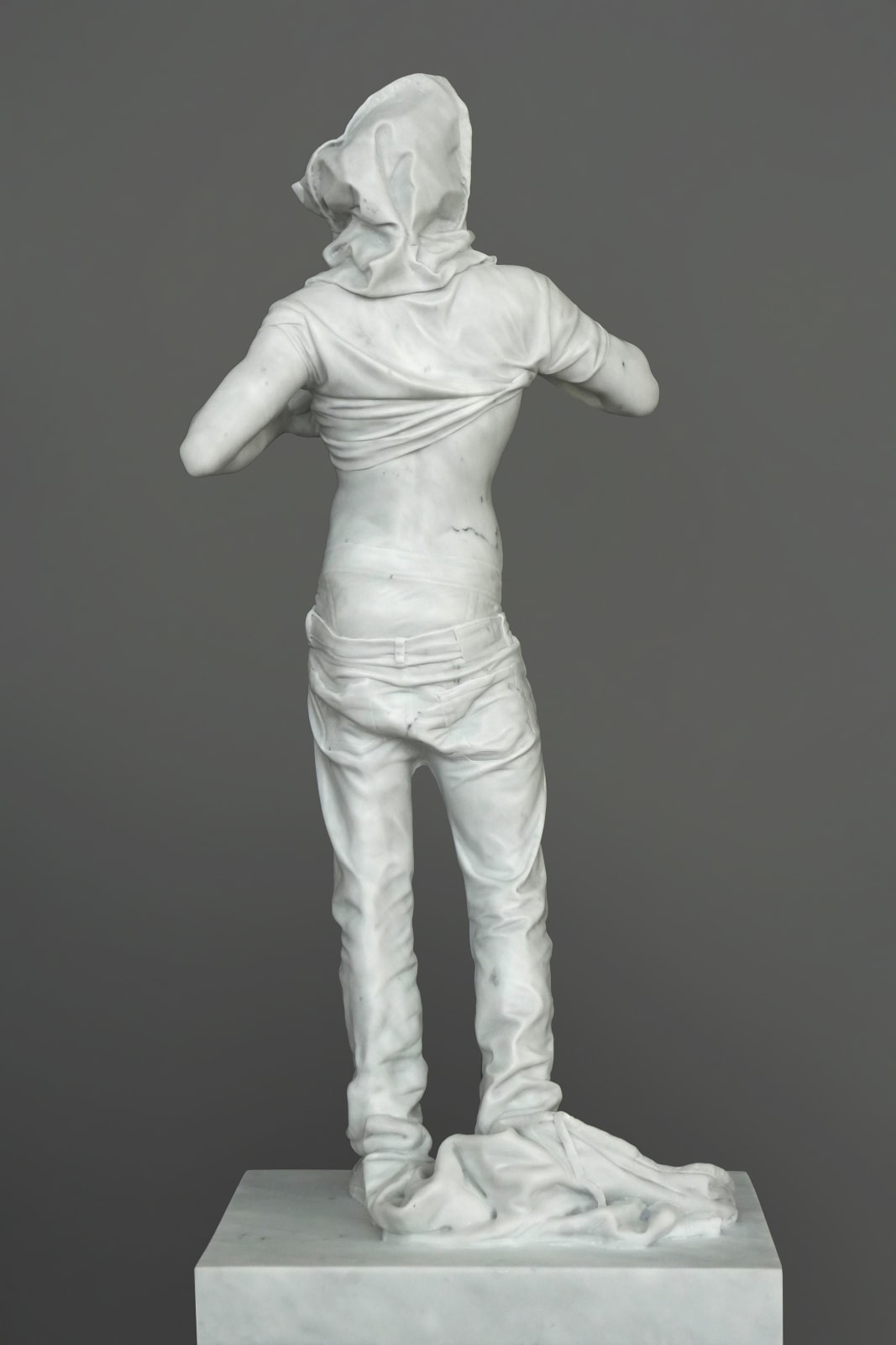 Reza Aramesh, Action 218, Site of the Fall: Study of the Renaissance Garden, At 8:26 pm, Thursday 16 November 2017, 2022