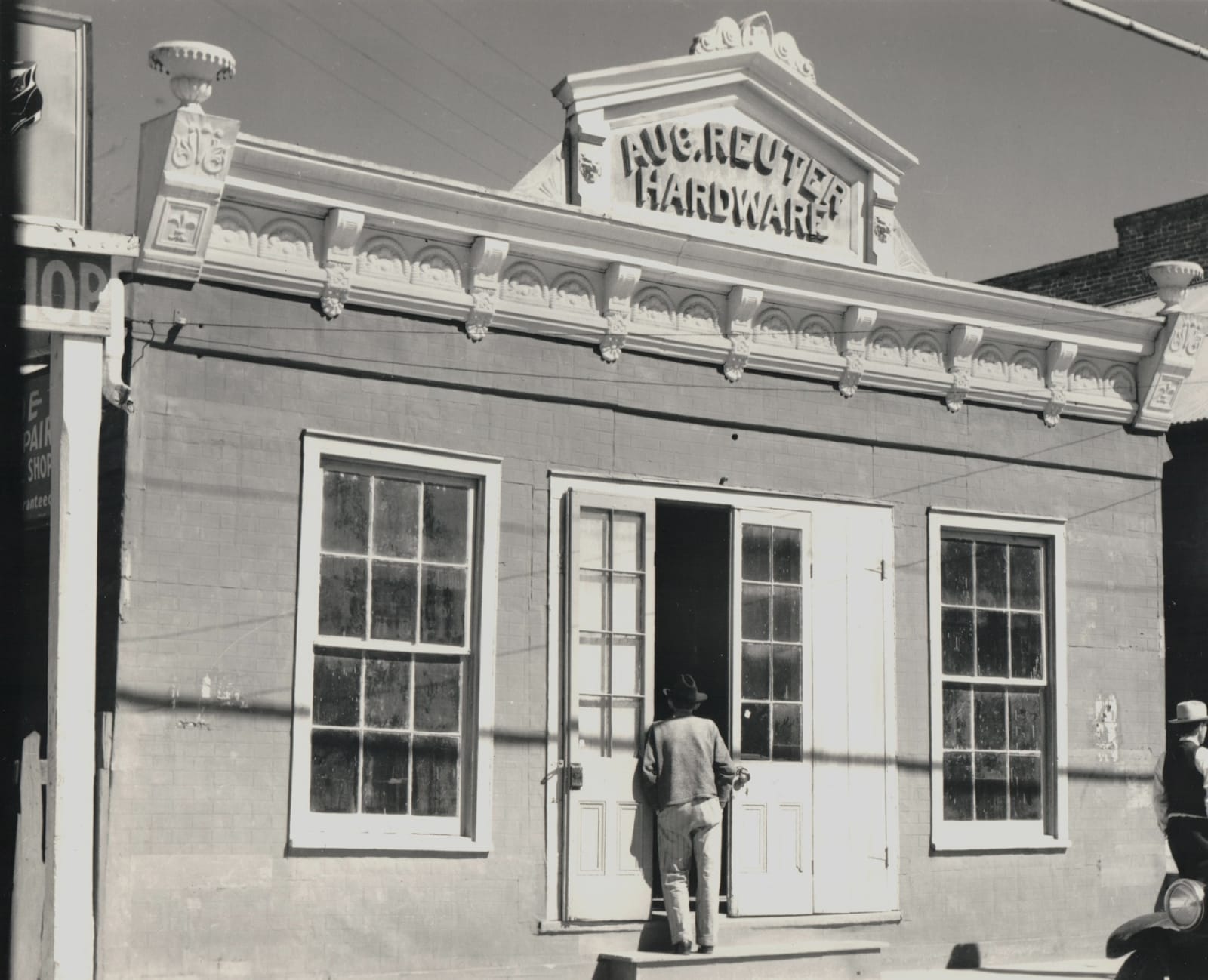 Walker Evans, Hardware Store, Southern Town, 1936
