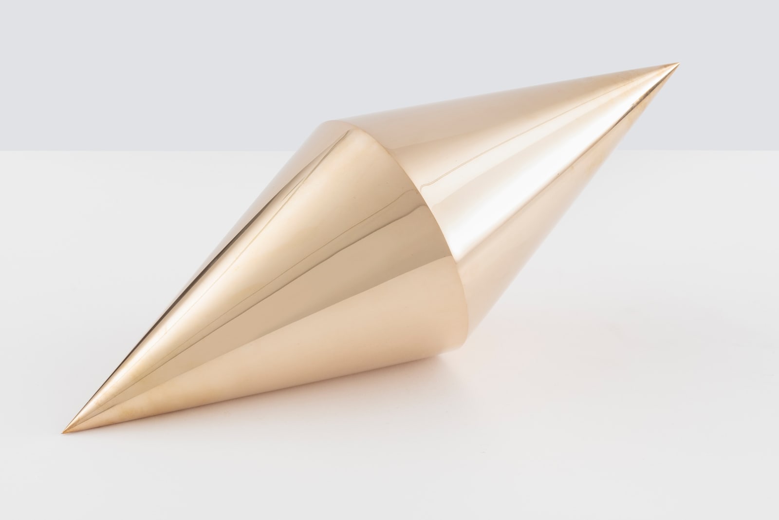 Jorinde Voigt, Integral (Double cone), 2018