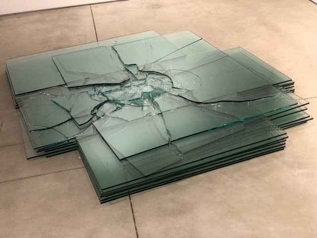 Barry Le Va, Shattered Off Center, 1968-71/2020