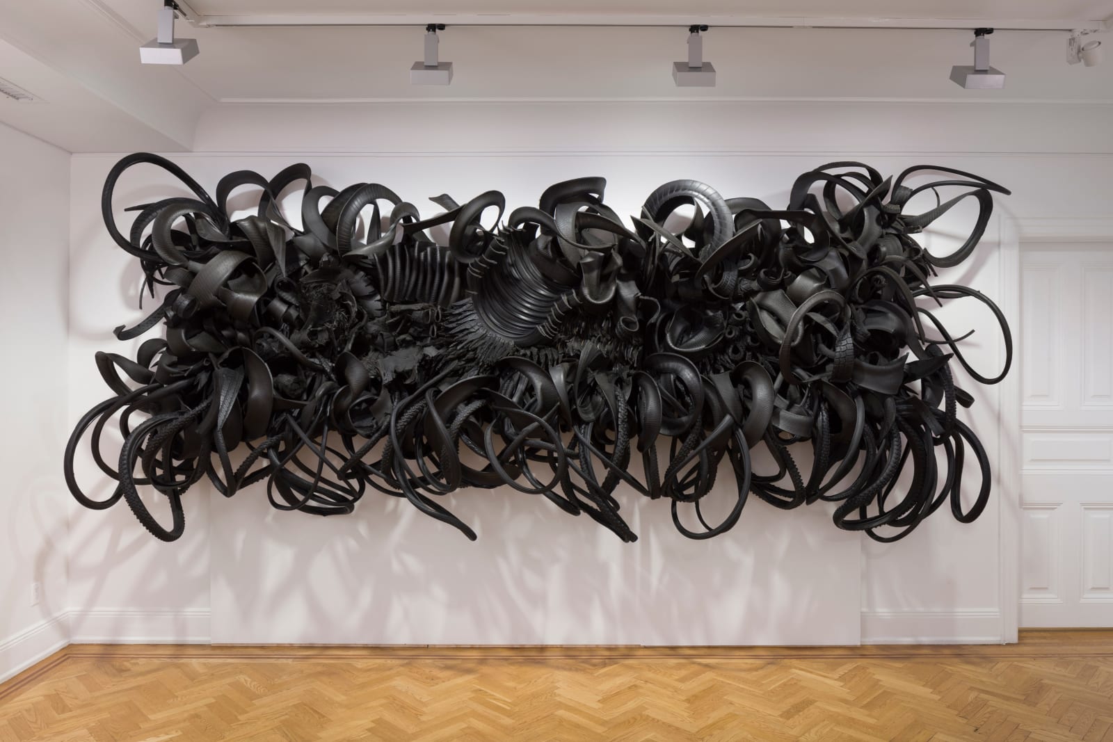 Chakaia Booker, Empty Seat, 2006