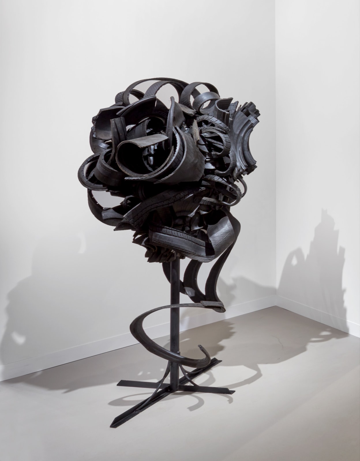 Chakaia Booker, Replenish, 2010