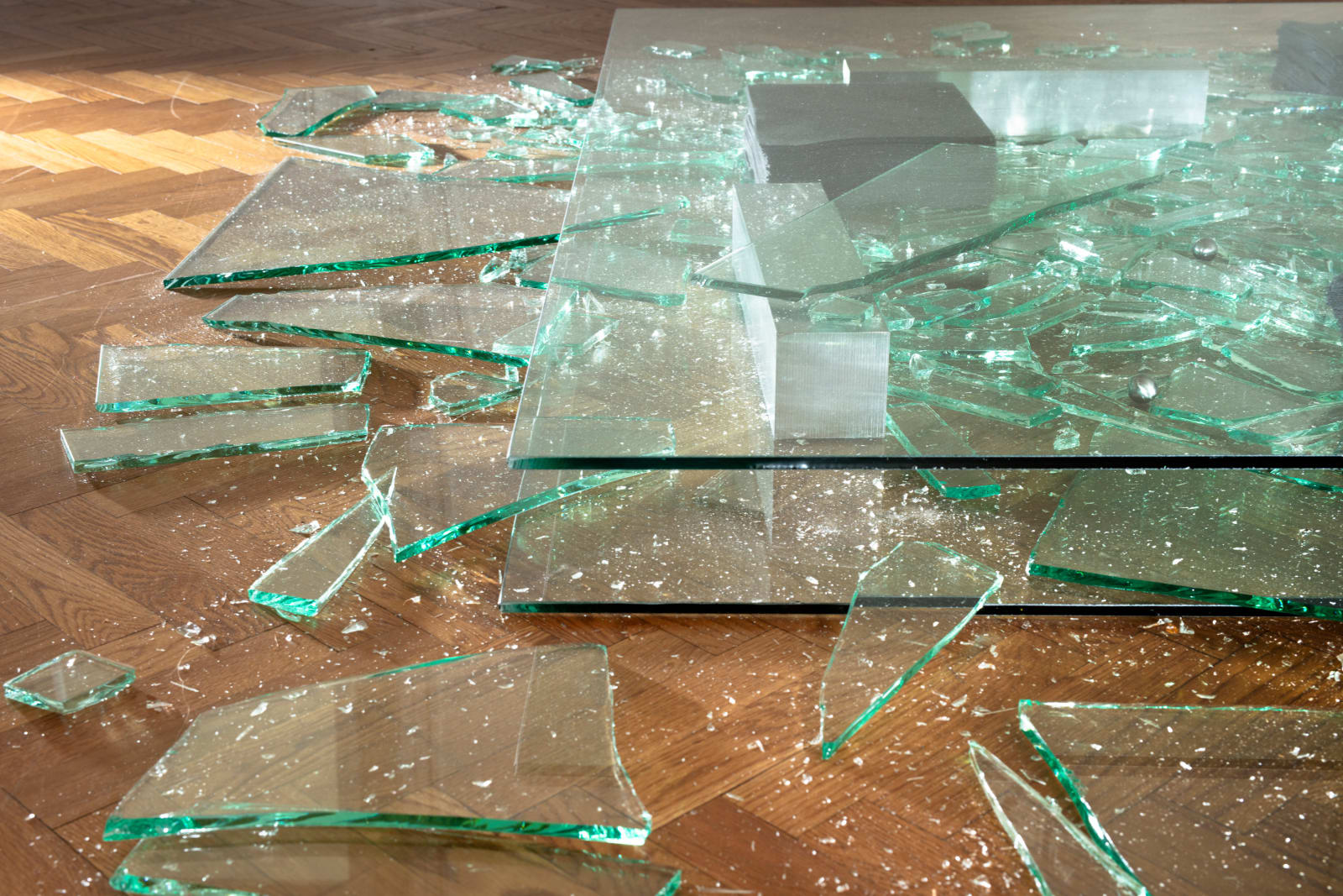 Barry Le Va, 4 Layers: Placed, Dropped, Thrown, 1968-71/2019