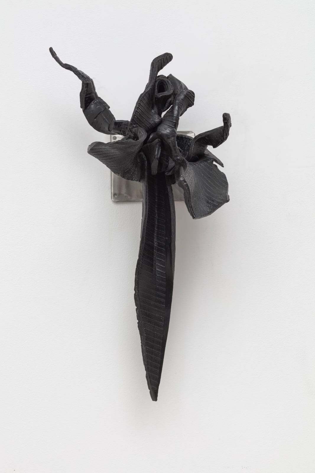 Chakaia Booker, Last Digit, 2003