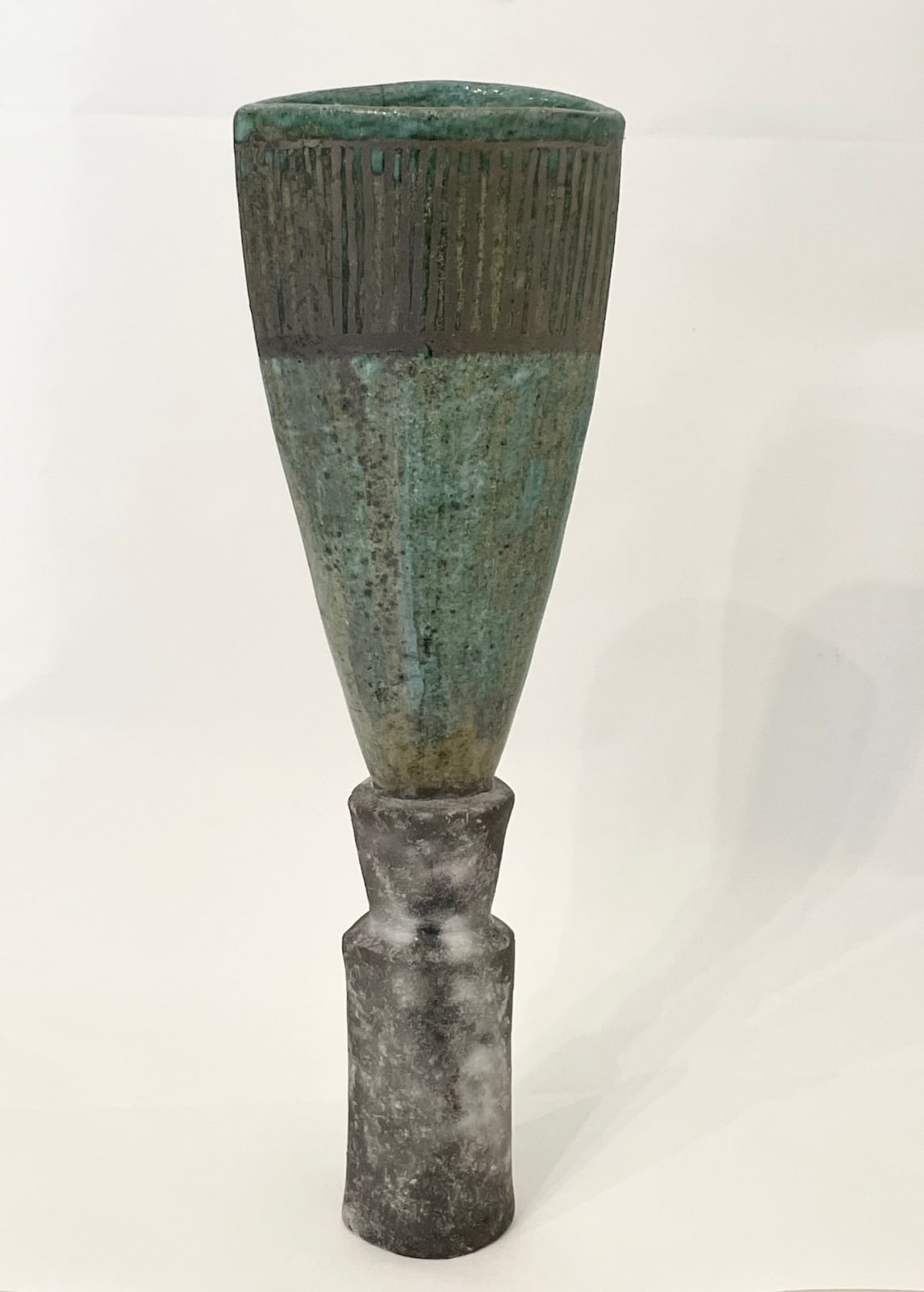 Elizabeth Raeburn, Raku Vessel with Green