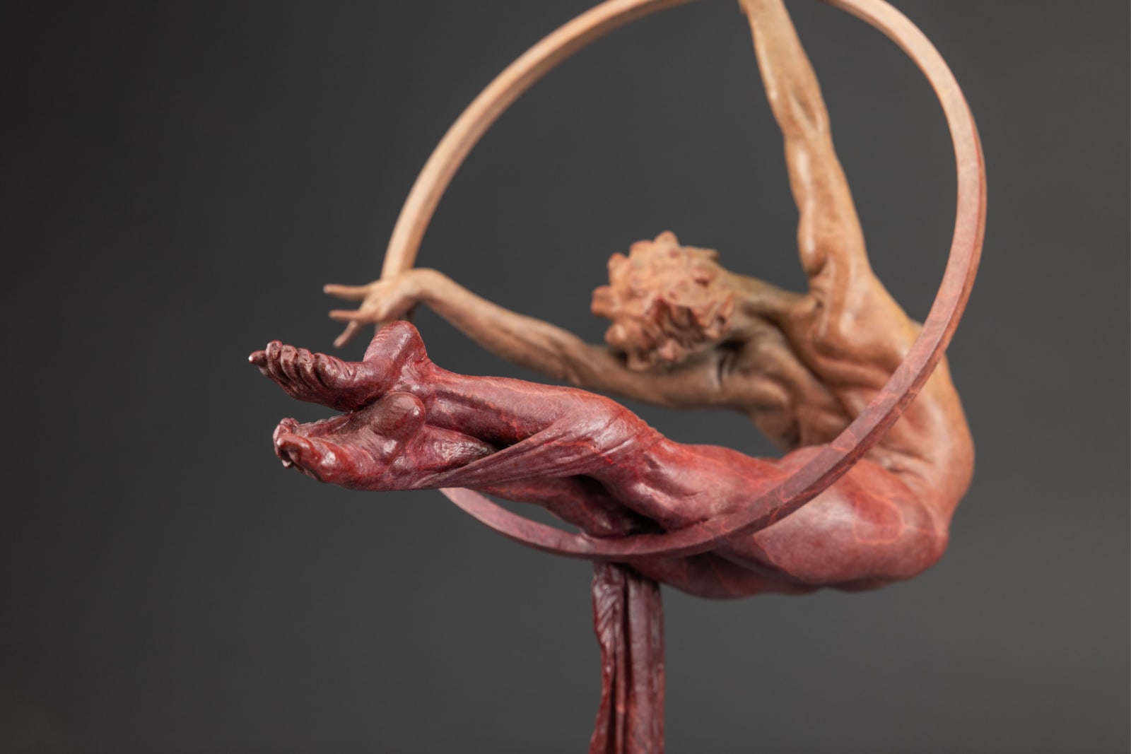 Richard MacDonald, Elena, Atelier, Red, 2024