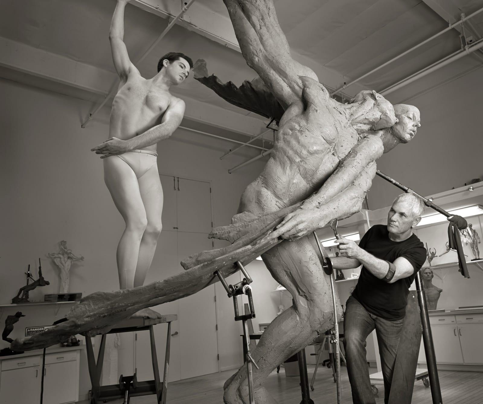 Richard MacDonald, Doves, Atelier, Platinum, 2023