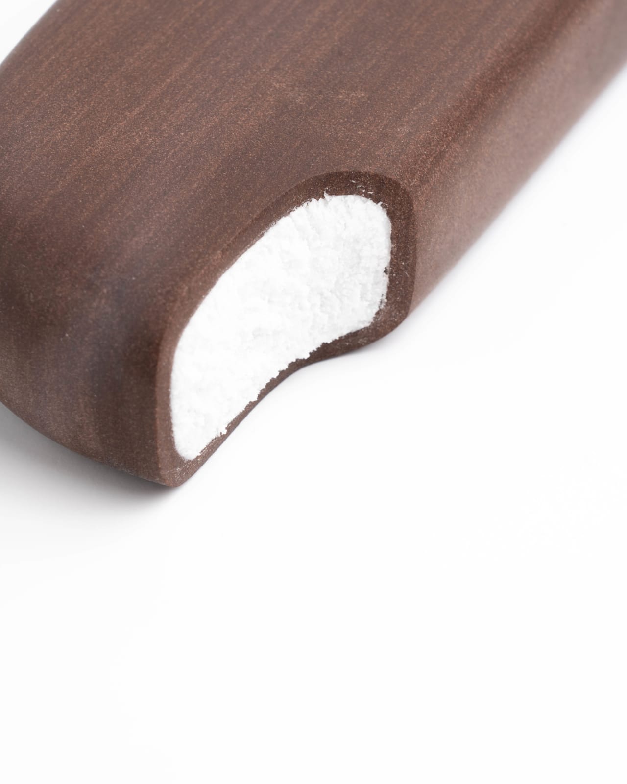 Quiñones, White World #30, 2022