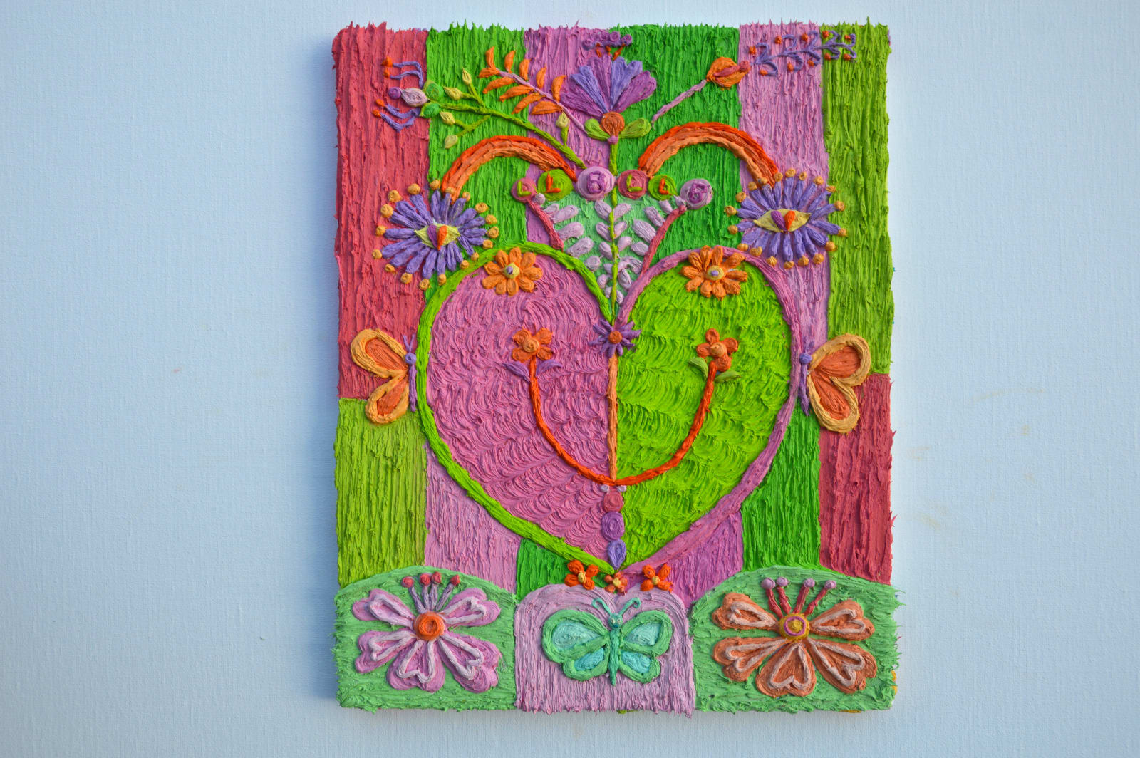 Laura López Balza, Espejo floral de mayo, 2025