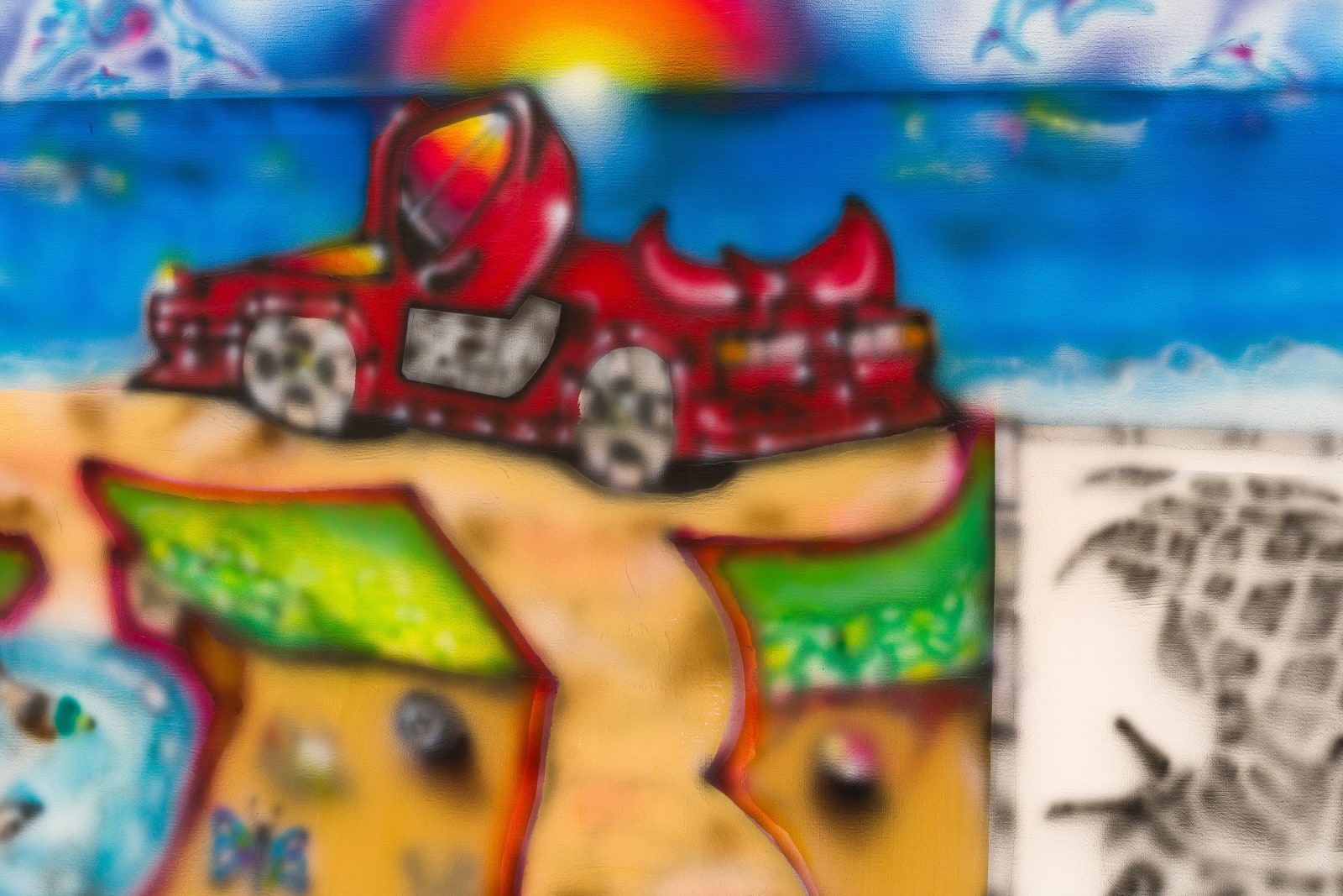 Alehsy Lambo, Lucy and the dog, 2025