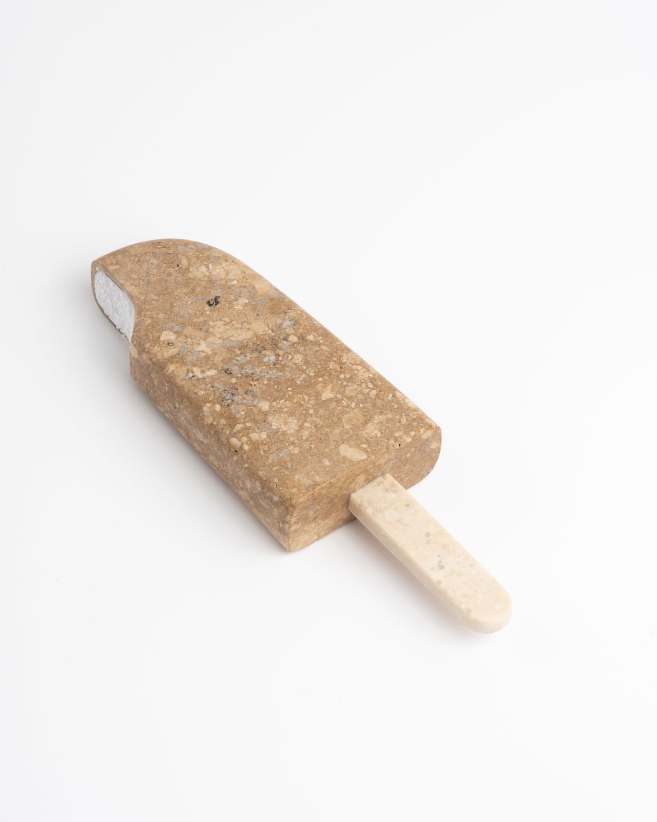 Quiñones, White World #13, 2022