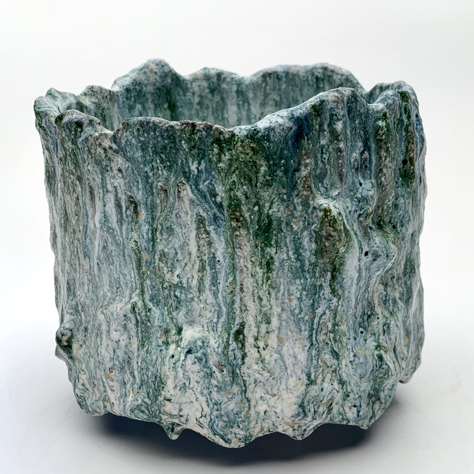 Jay Kvapil, Tea Bowl (#1582, Floe Series), 2021
