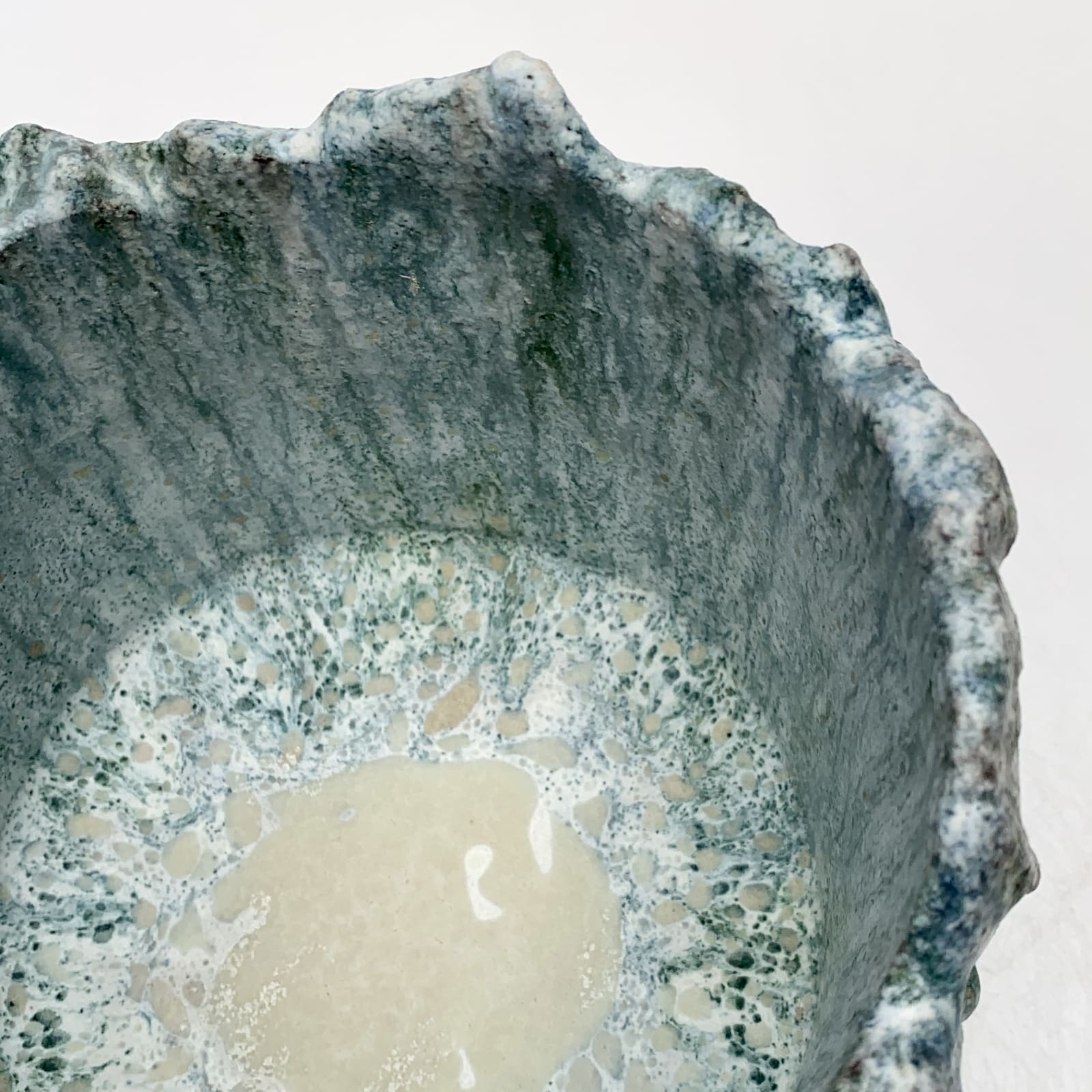 Jay Kvapil, Tea Bowl (#1582, Floe Series), 2021