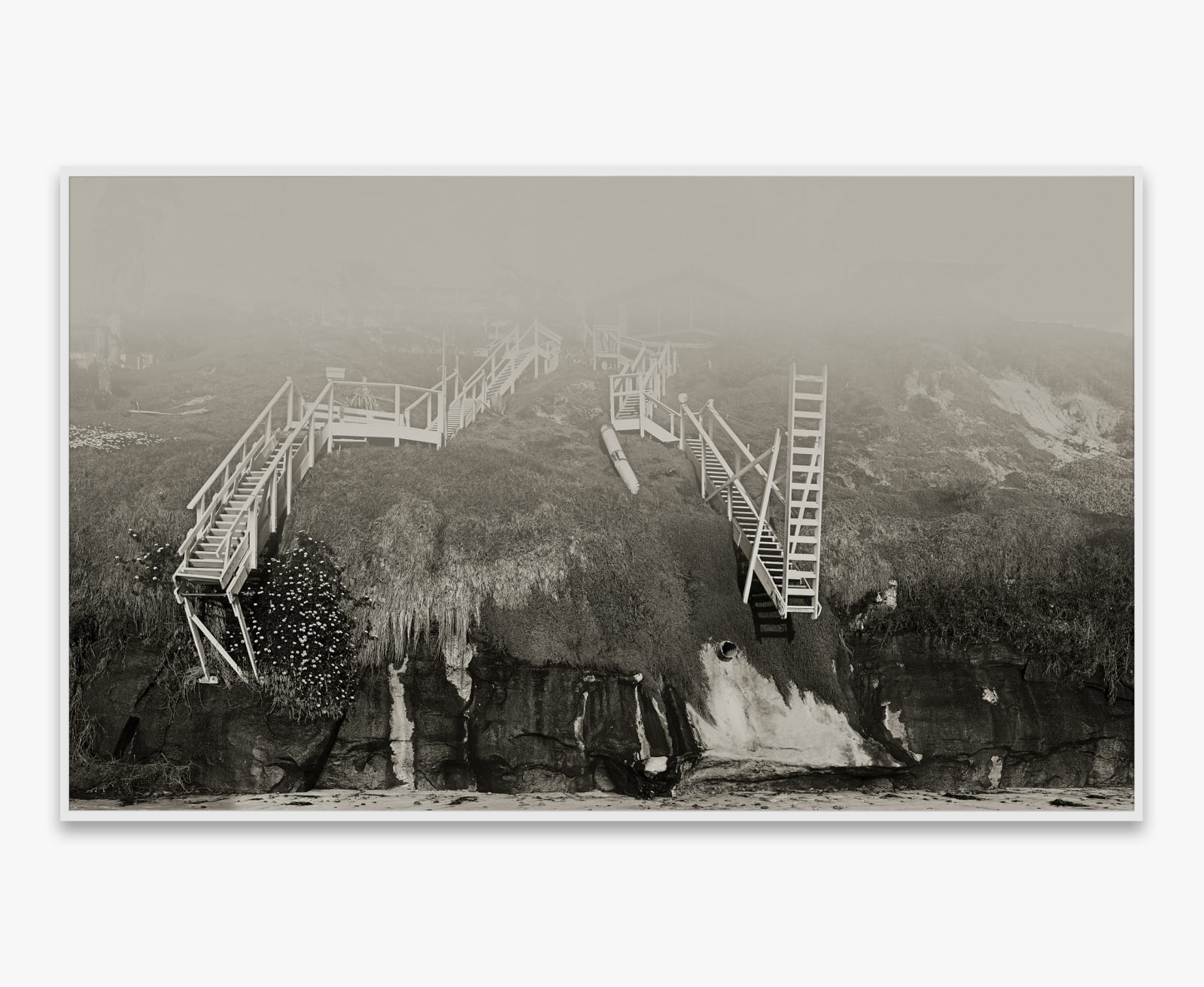 Amir Zaki, Coastline Cliffside 16, 2012