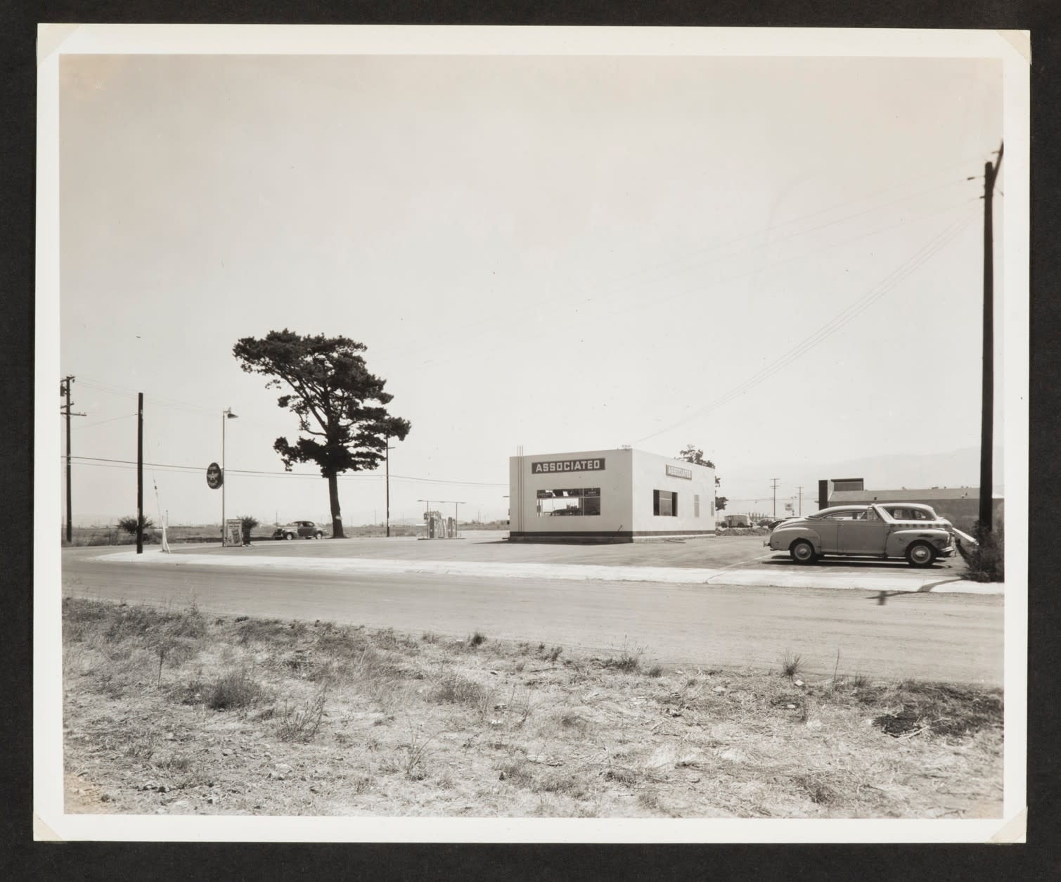 [Associated Oil Company], Album showing the development of "Flying A" Gas Stations from San Jose to Los Angeles, 1948-57