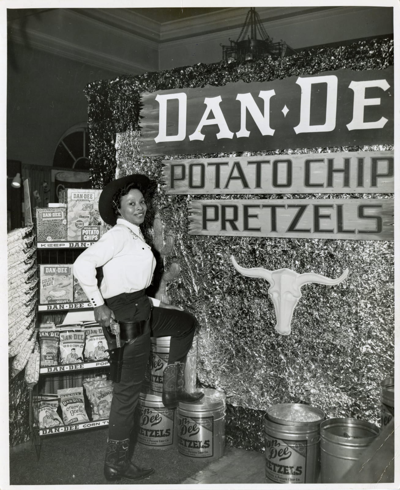 Jimmy Baynes, Nightlife and Event Photographs of Cleveland's African American Community, 1950s-60s