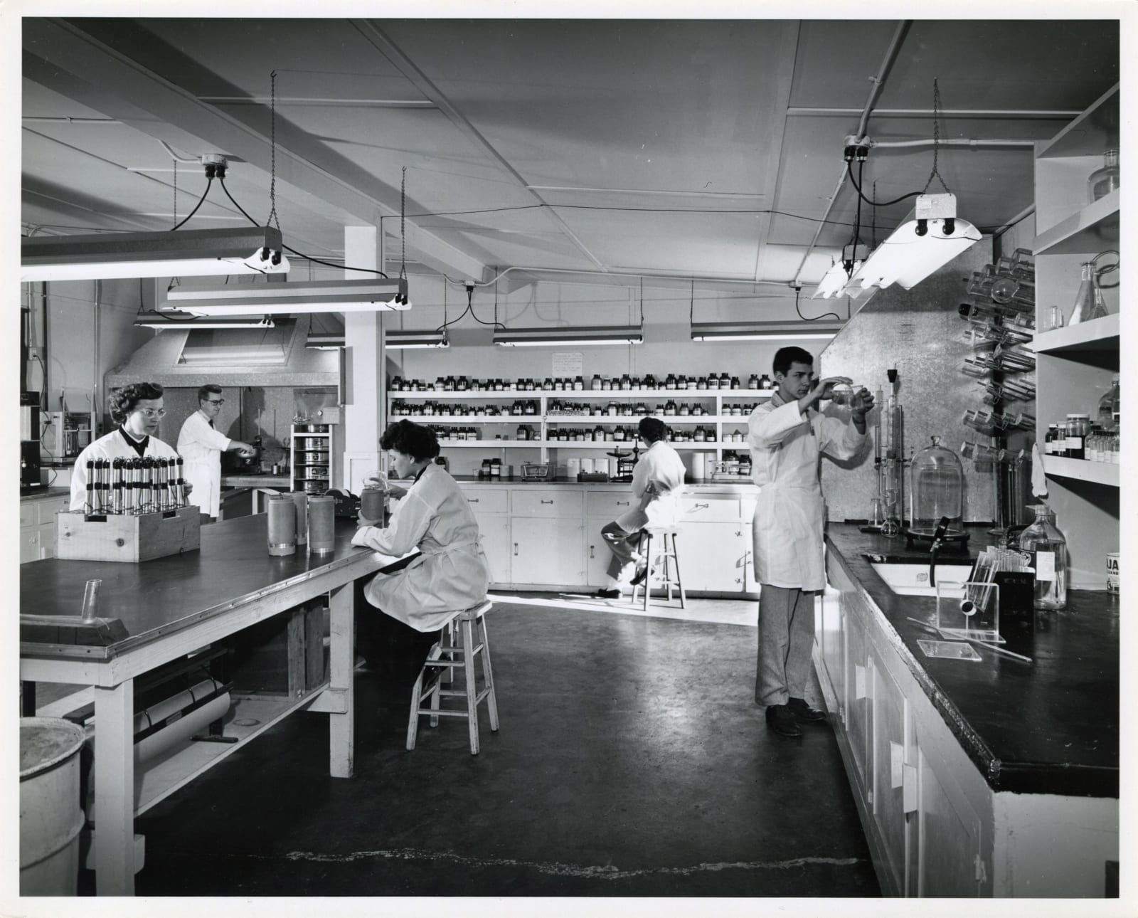 Julius Shulman, Photos Showing the U.S. Flare Factory in Pacoima, CA, 1940s