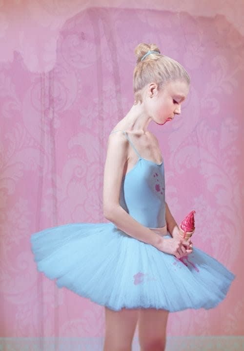 Natalie Shau, Little swan, 2009