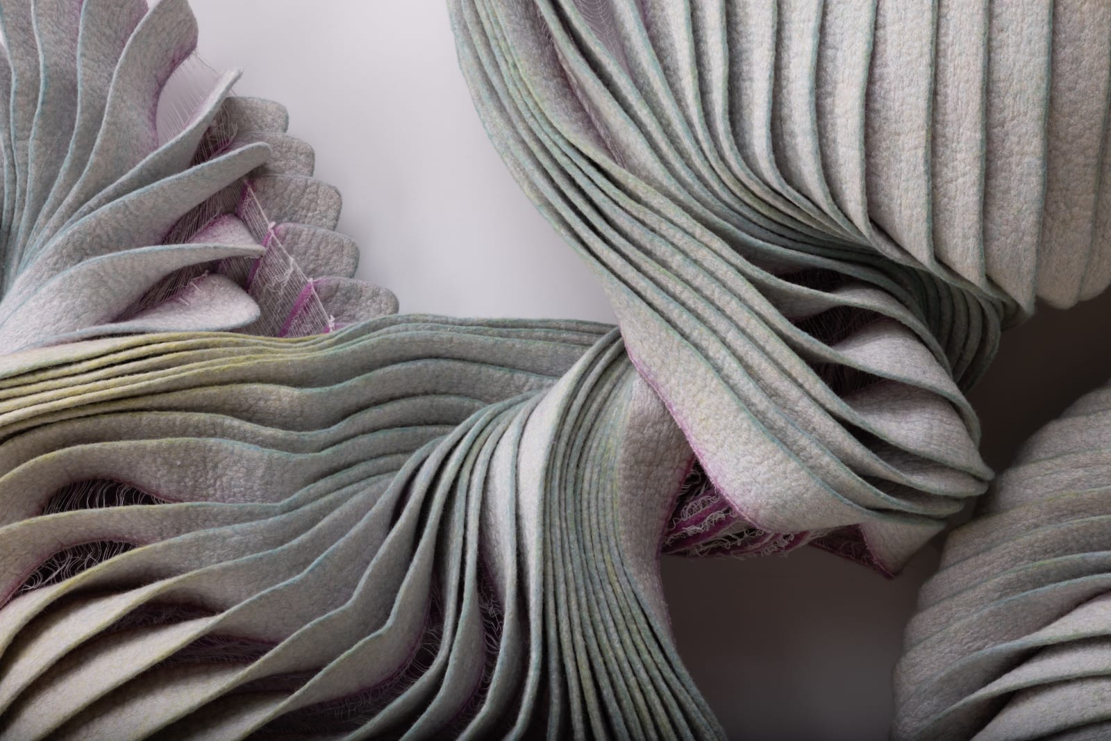 Kristy Kún, I am a bird made of birds; Diving Bird, 2025