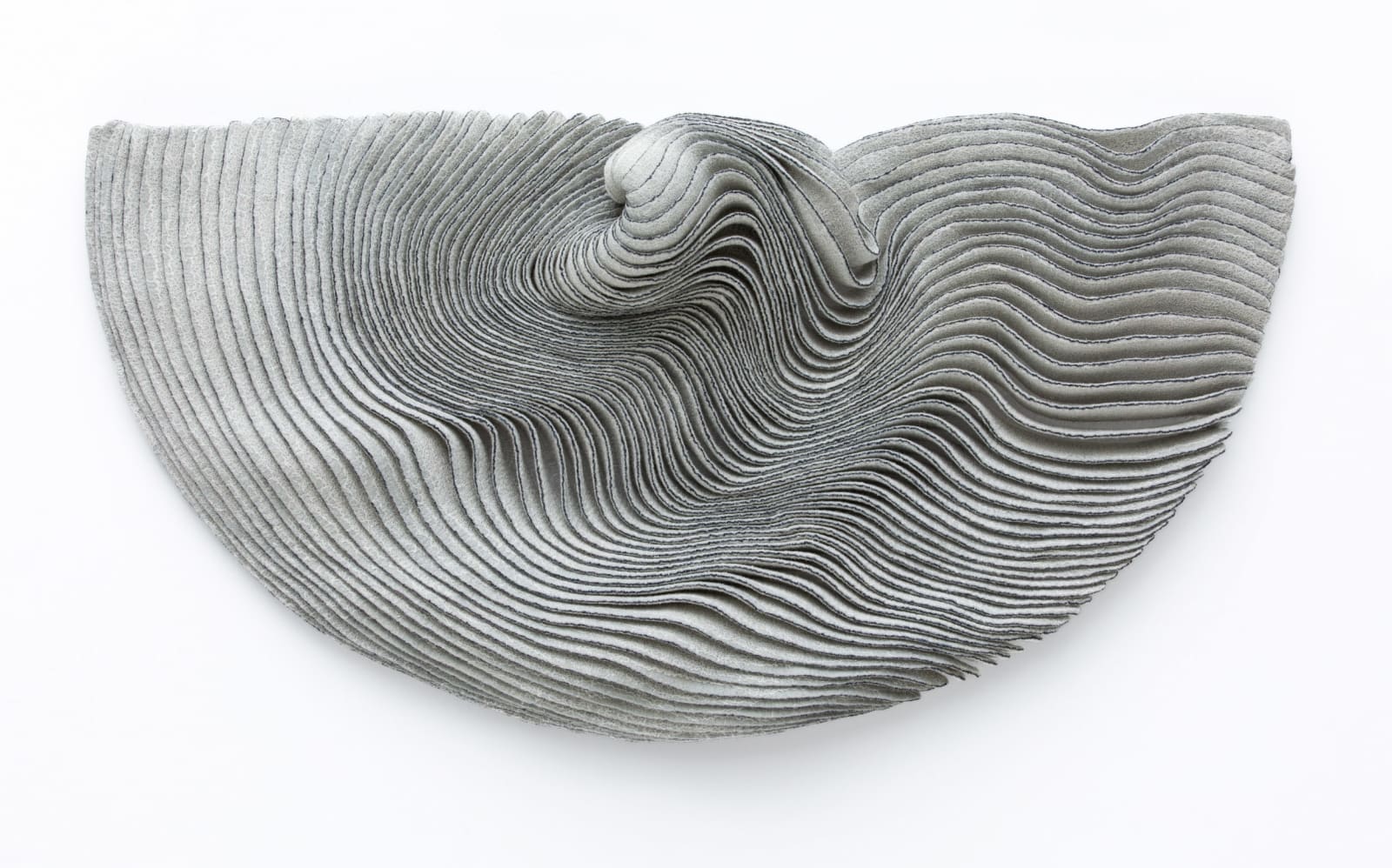 Kristy Kún, Hands In Water, 2018