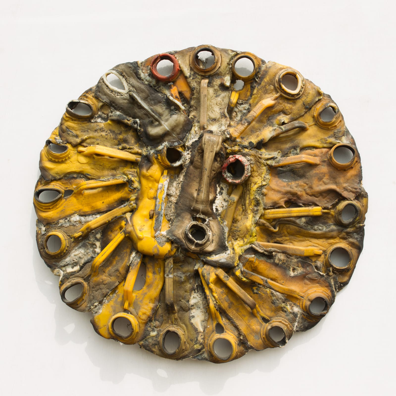 Serge Attukwei Clottey, I am watching you, 2016