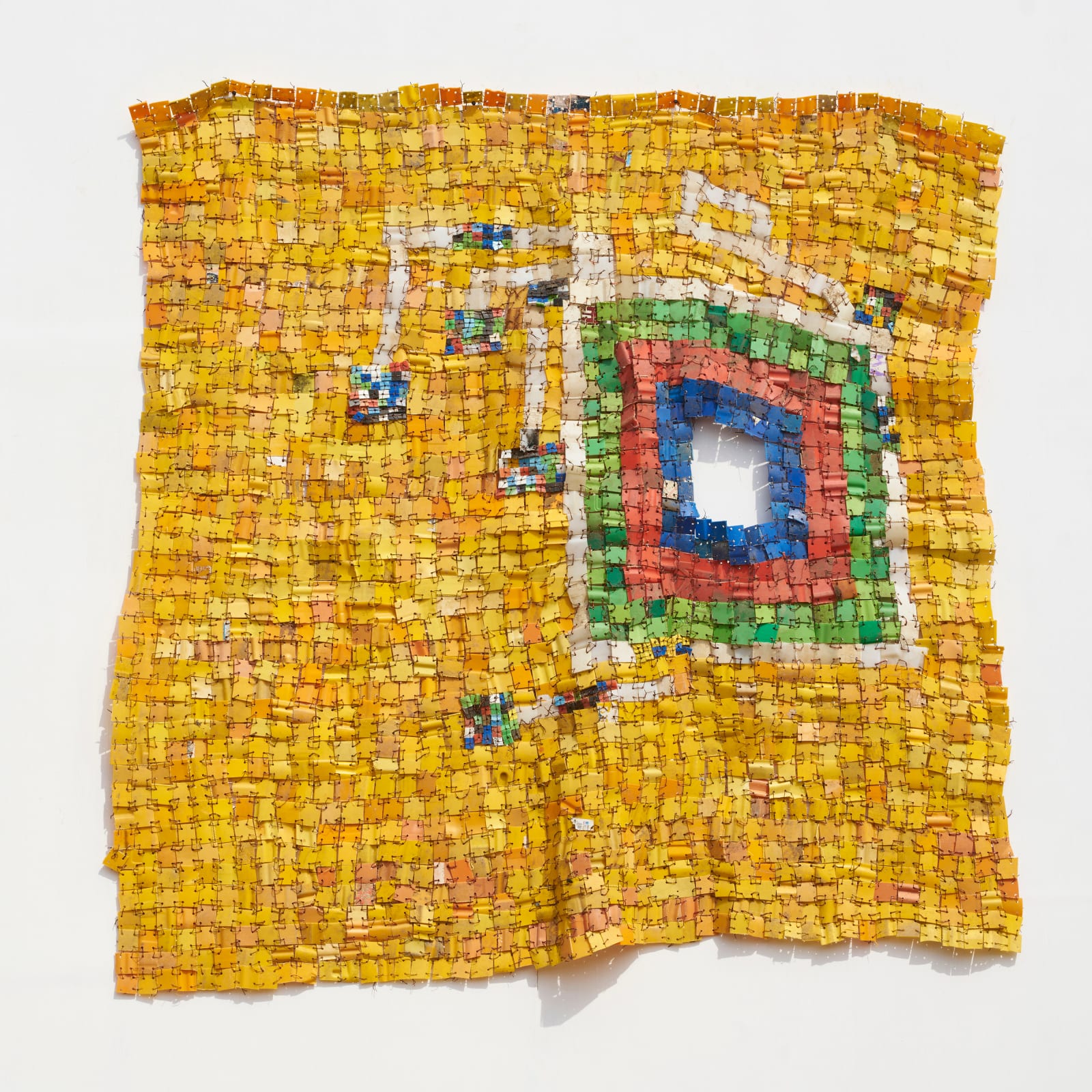 Serge Attukwei Clottey, Flower vast II, 2021