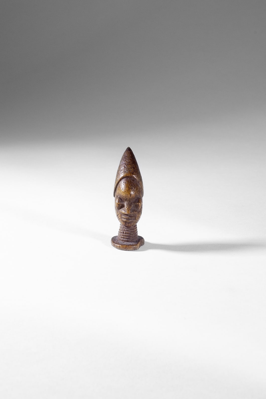 Yoruba Divination head for ifa (“lori ikin”)